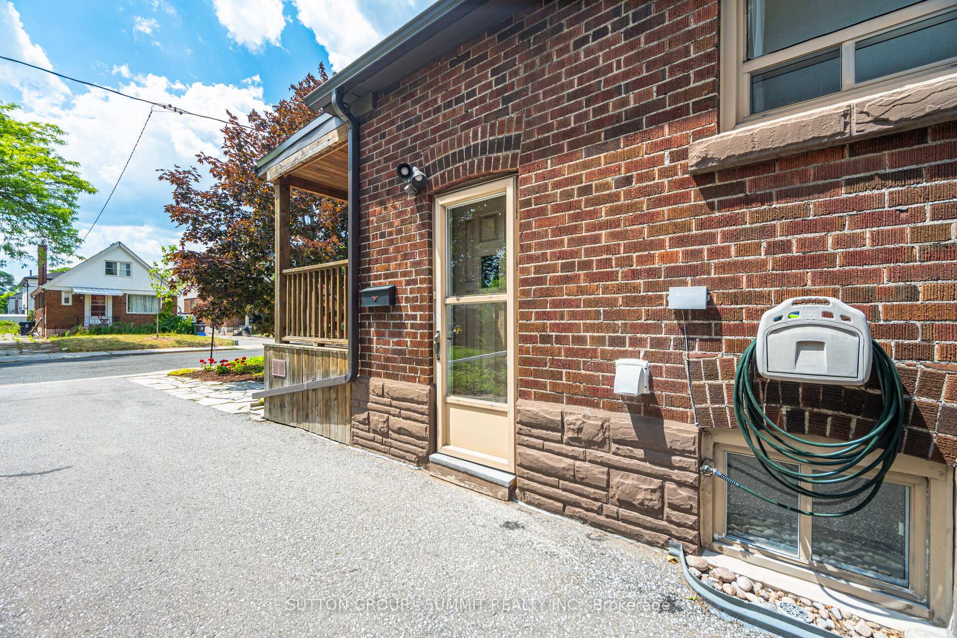 Photo 39 of 5 Norlong Boulevard, Toronto, East York — HOMEH