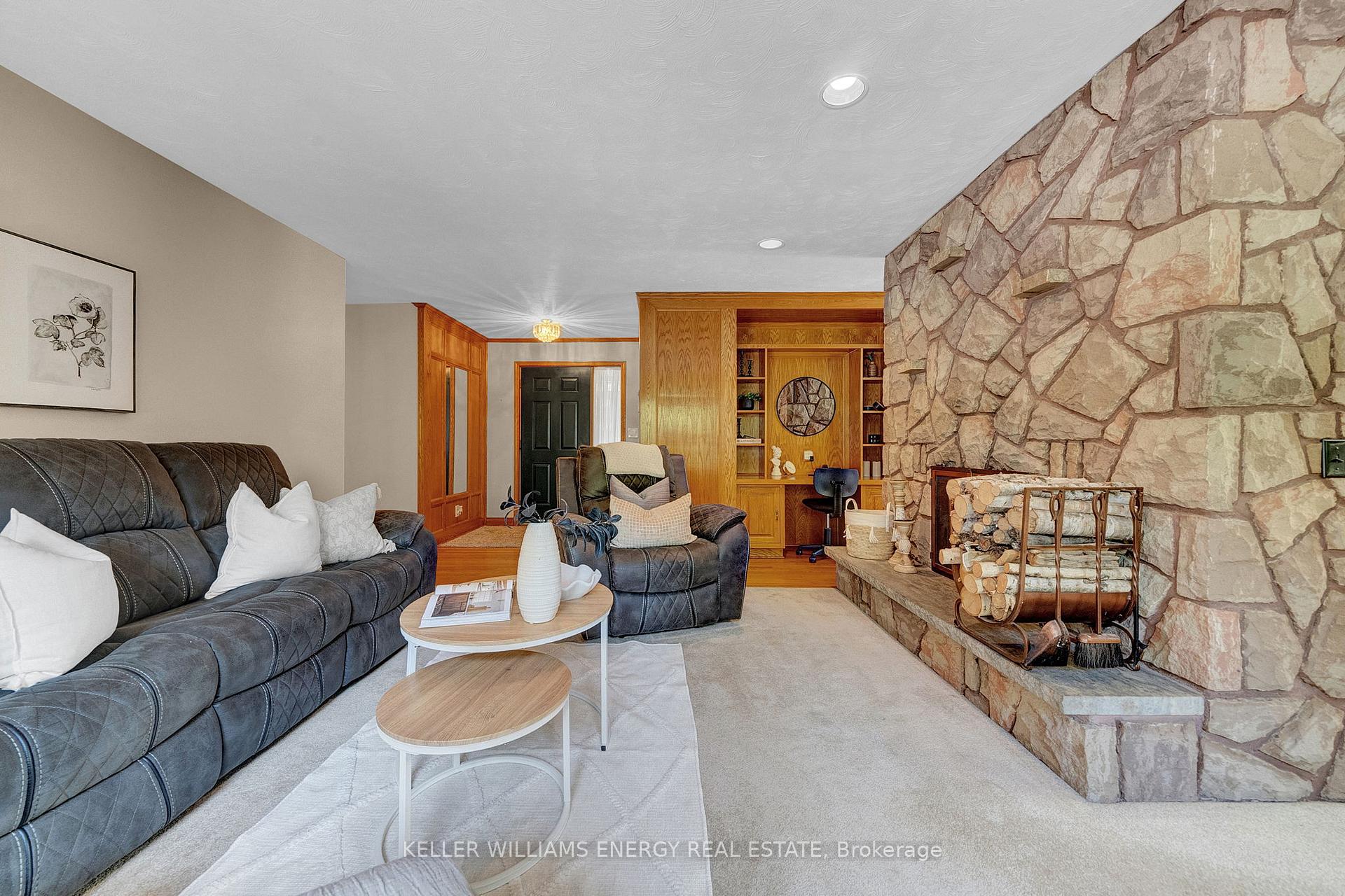 Photo 10 of 54 Irwin Road, Clarington, Orono — HOMEH