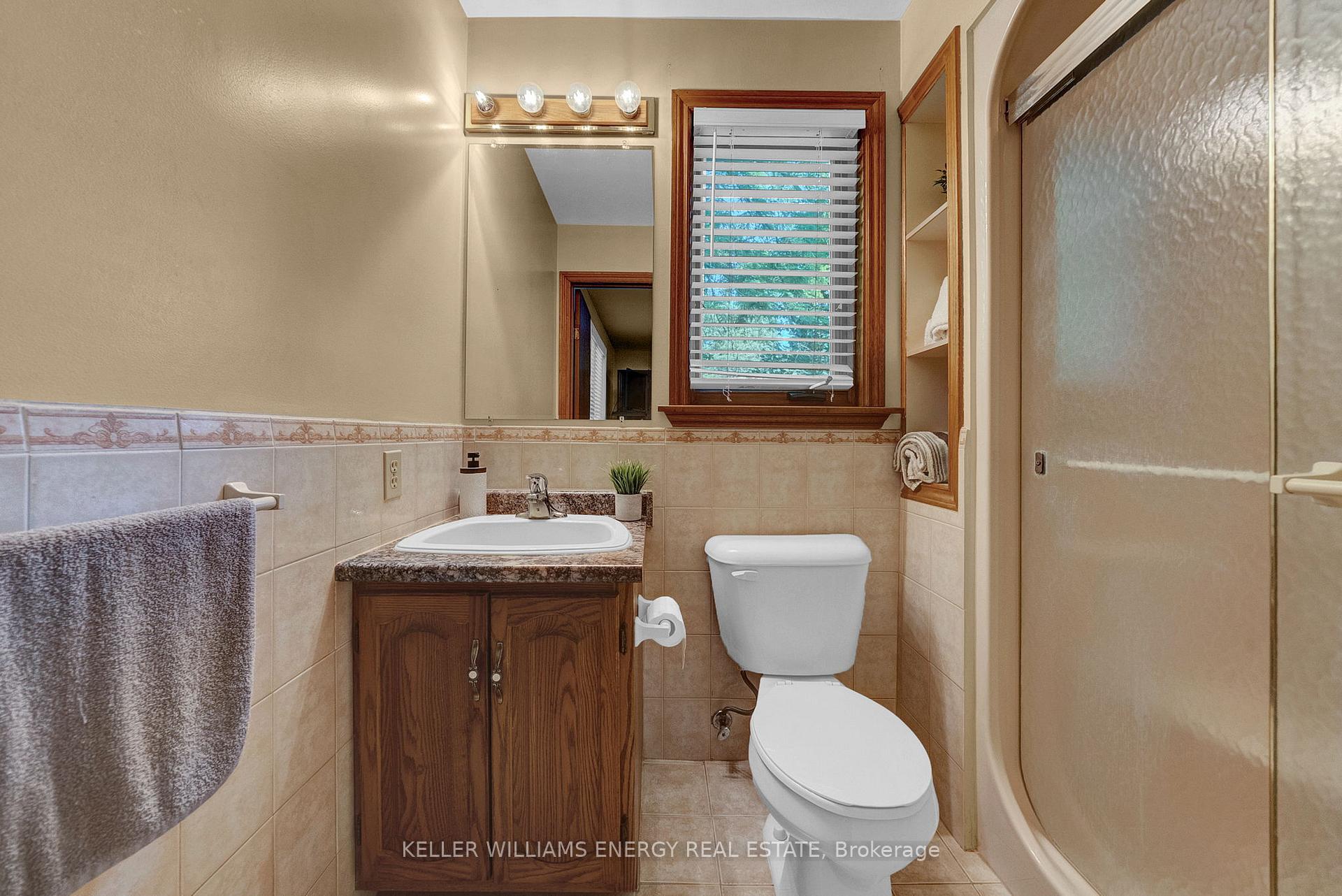 Photo 27 of 54 Irwin Road, Clarington, Orono — HOMEH