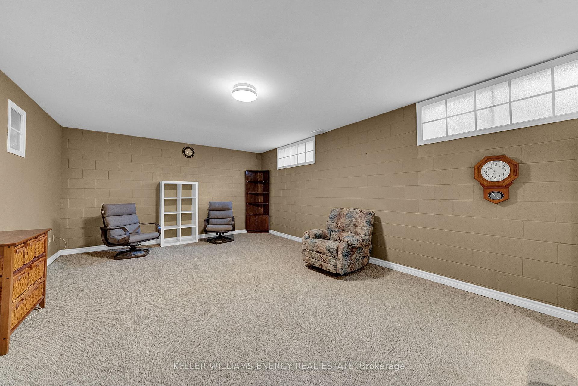 Photo 24 of 54 Irwin Road, Clarington, Orono — HOMEH