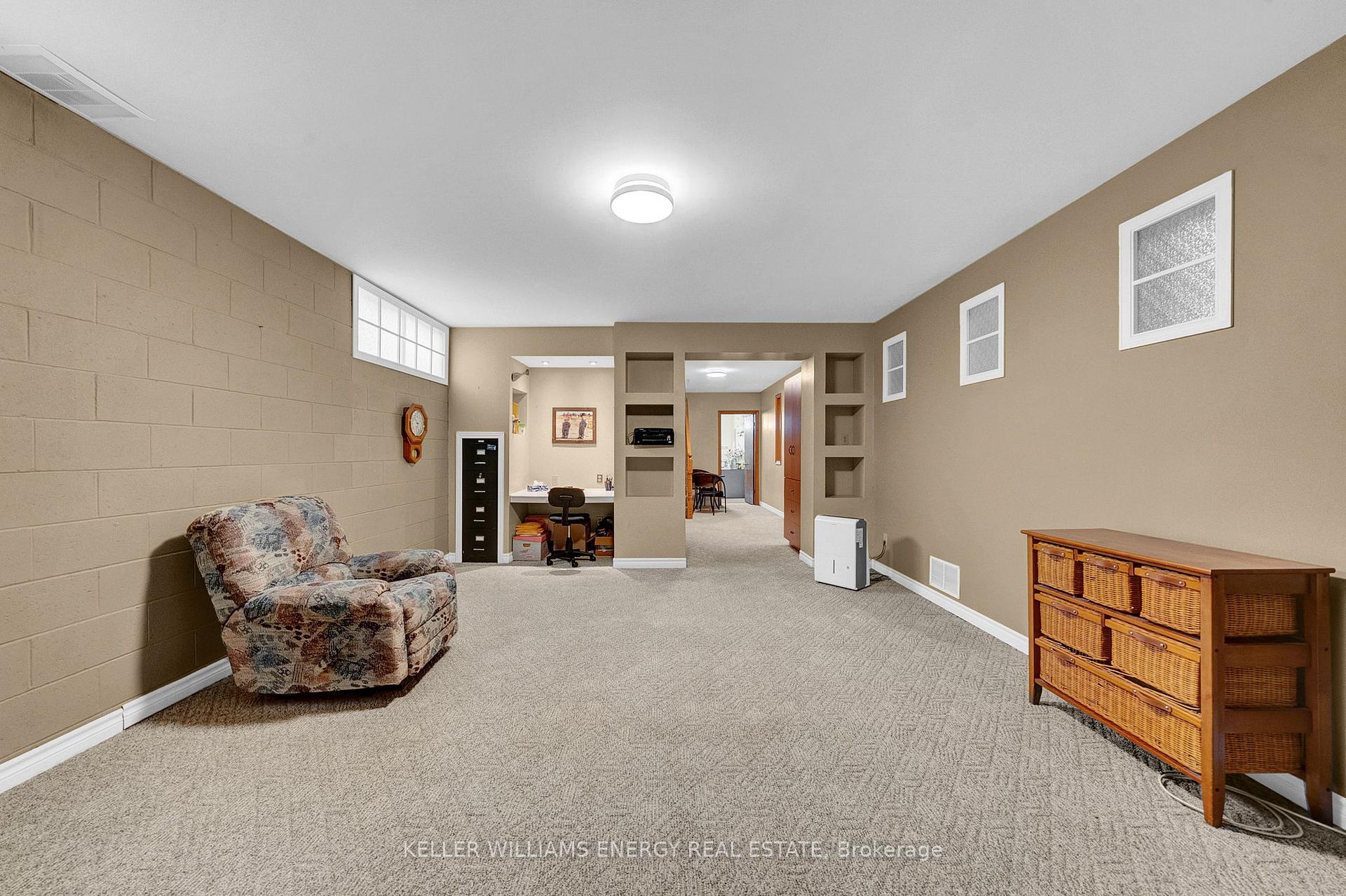 Photo 23 of 54 Irwin Road, Clarington, Orono — HOMEH