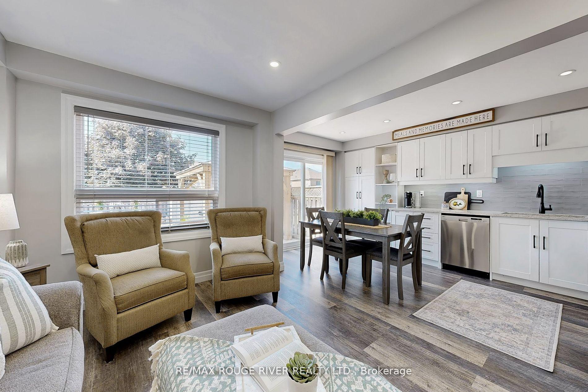 Photo 6 of 117 Brownridge Place, Whitby, Williamsburg — HOMEH