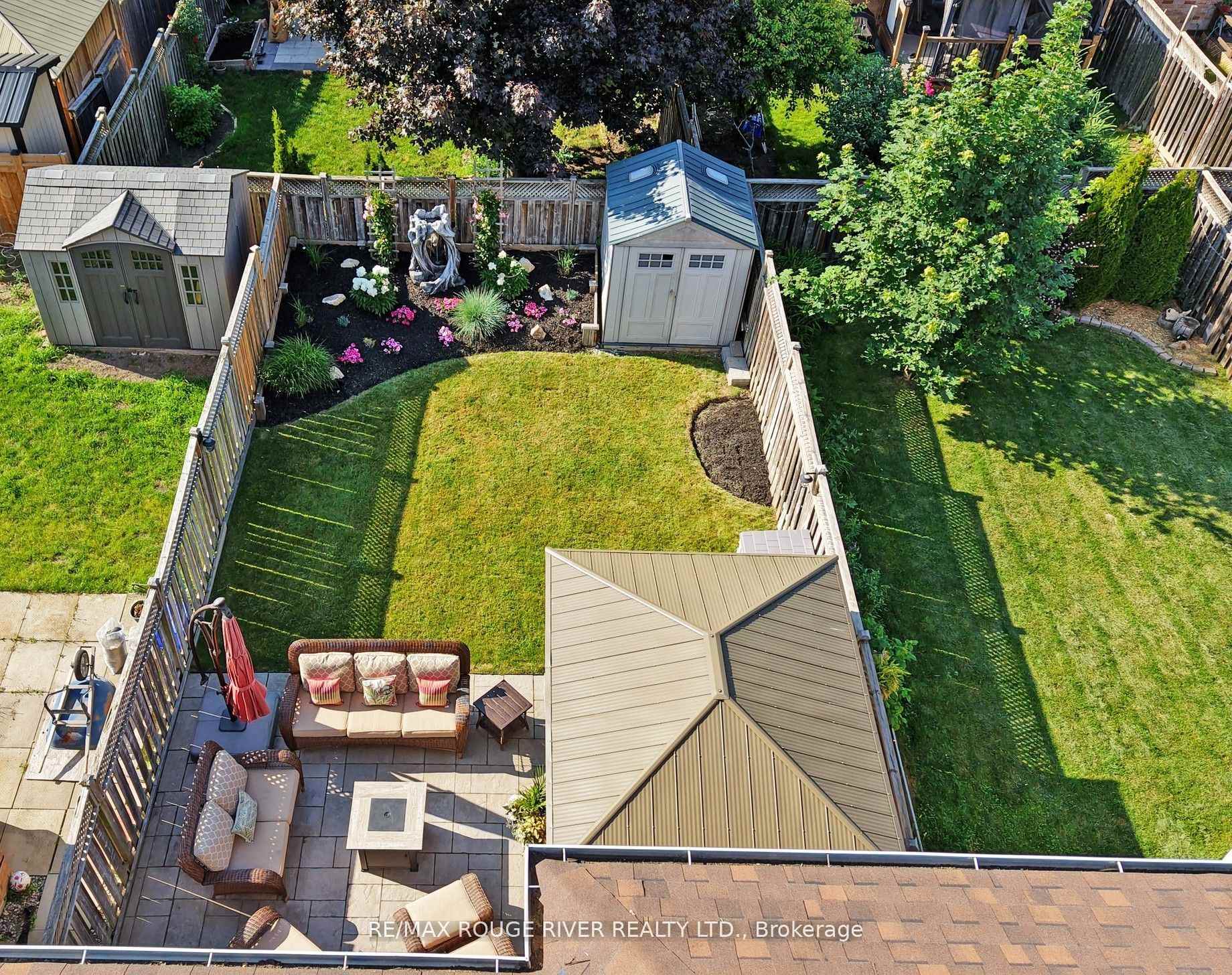 Photo 35 of 117 Brownridge Place, Whitby, Williamsburg — HOMEH