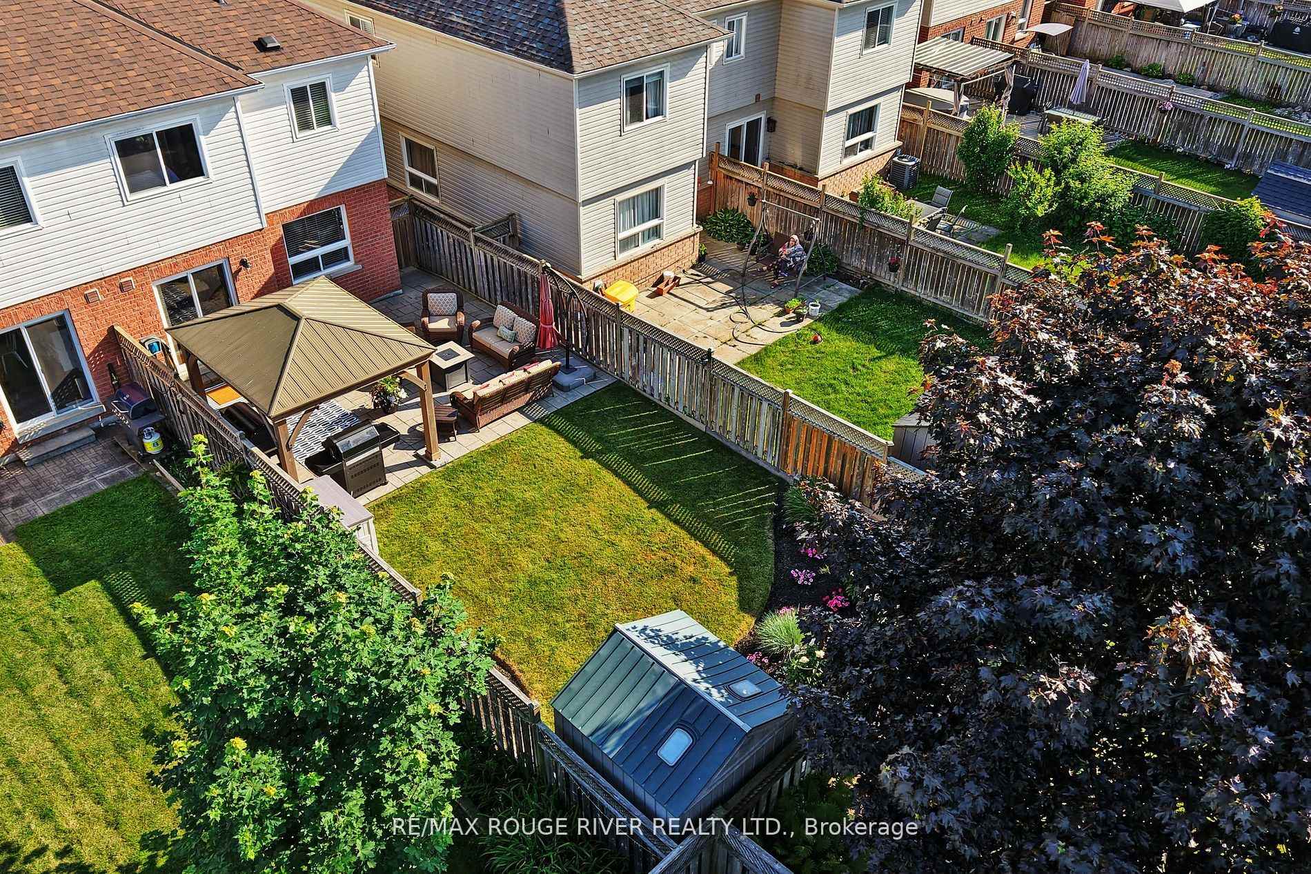 Photo 40 of 117 Brownridge Place, Whitby, Williamsburg — HOMEH