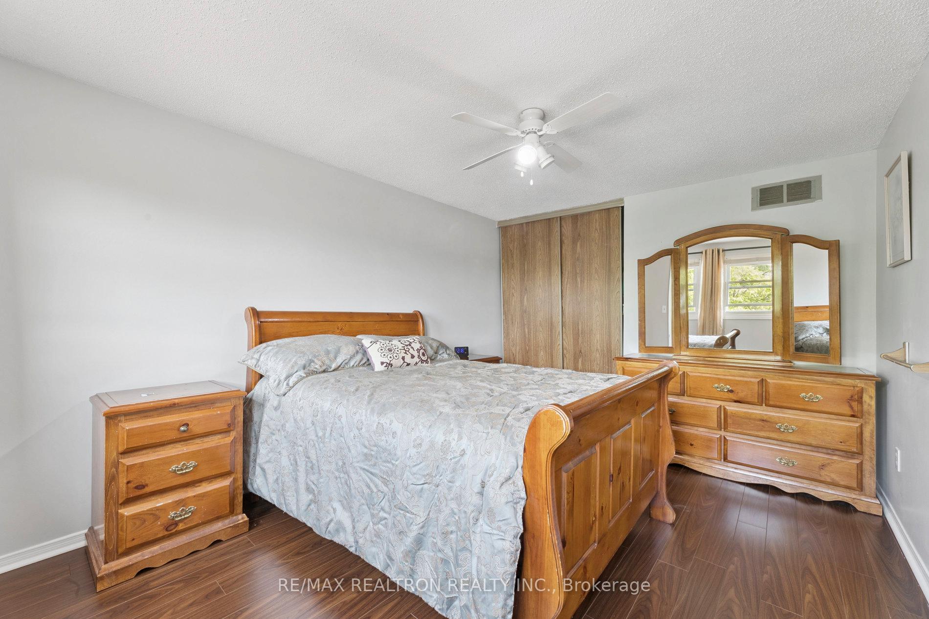 Photo 26 of 6 Gardiner Drive, Ajax, Central — HOMEH