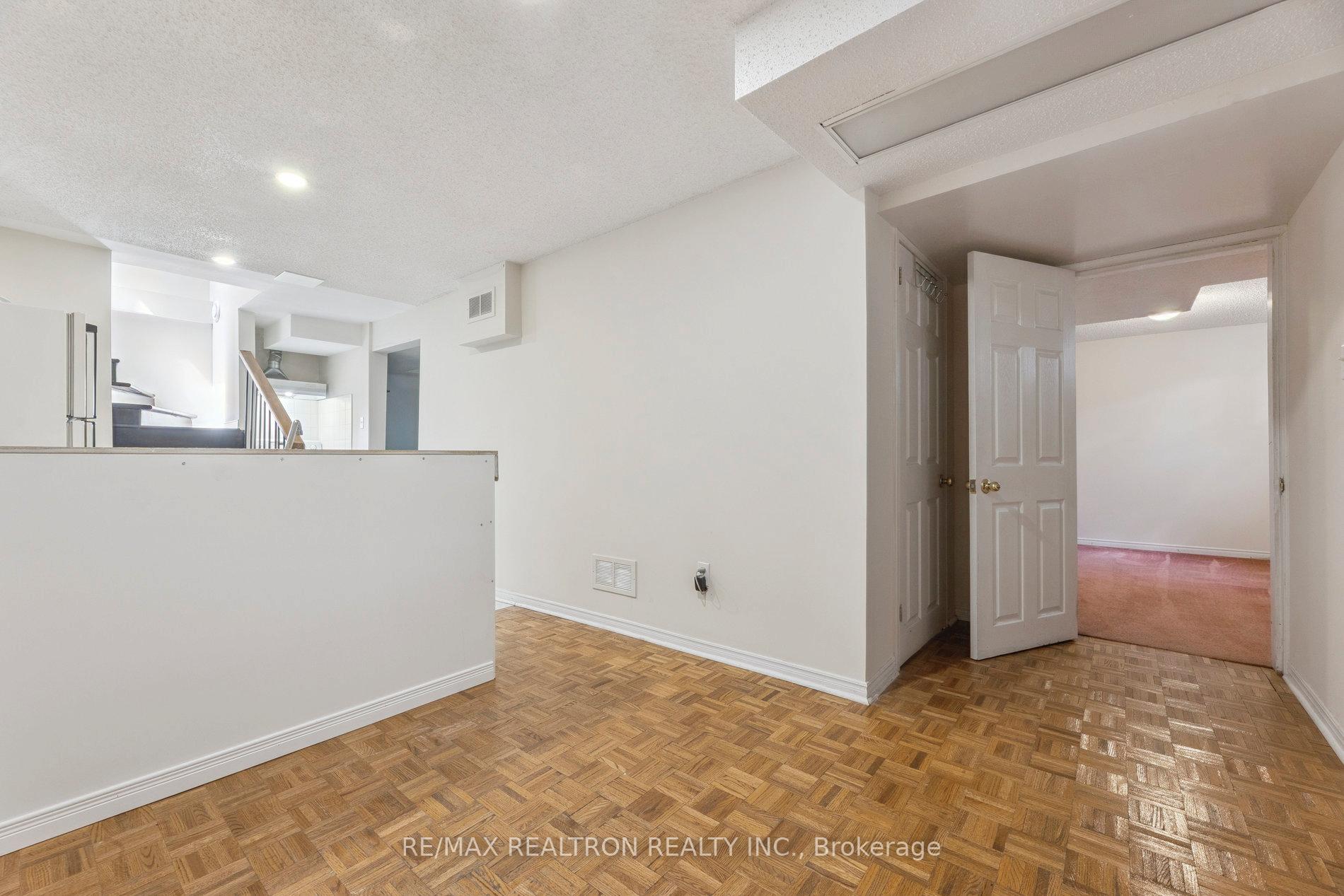 Photo 32 of 6 Gardiner Drive, Ajax, Central — HOMEH