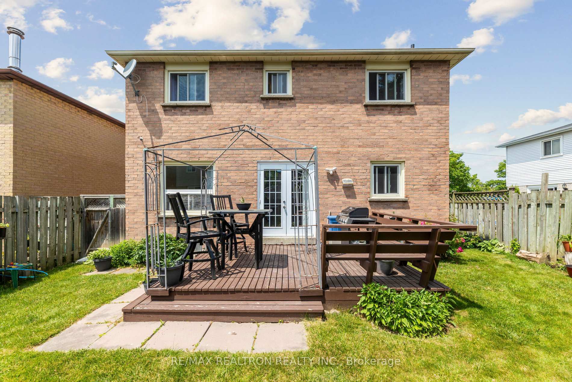 Photo 41 of 6 Gardiner Drive, Ajax, Central — HOMEH