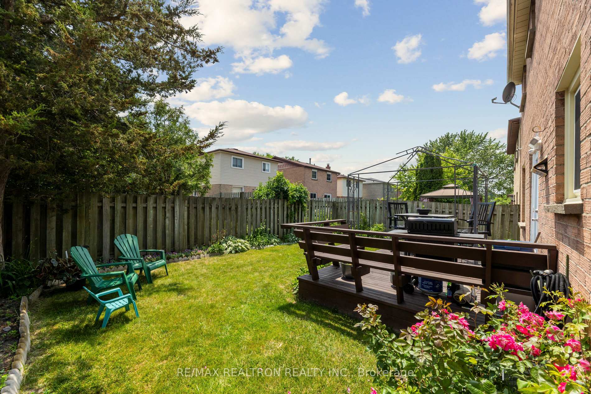 Photo 42 of 6 Gardiner Drive, Ajax, Central — HOMEH