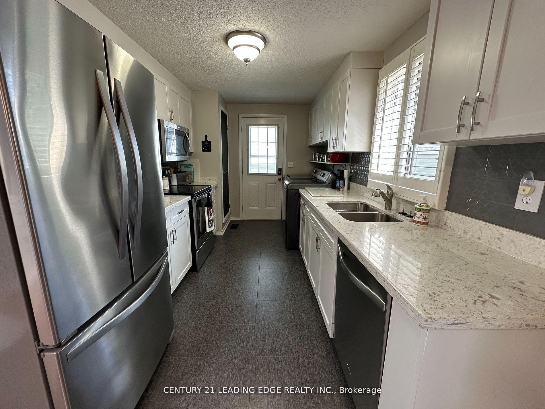 Photo 13 of 93 Wilmot Trail, Clarington, Bowmanville — HOMEH
