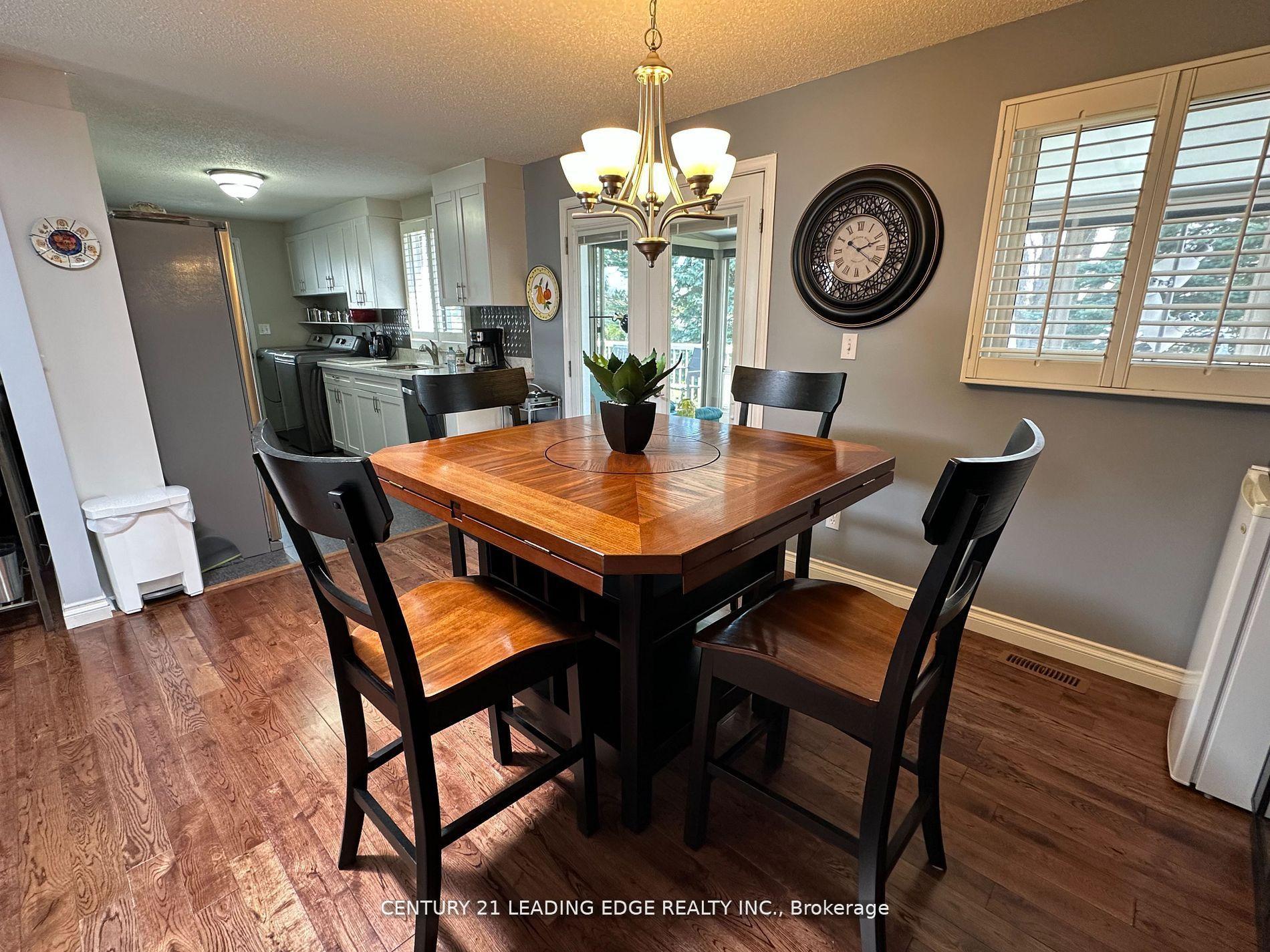 Photo 5 of 93 Wilmot Trail, Clarington, Bowmanville — HOMEH