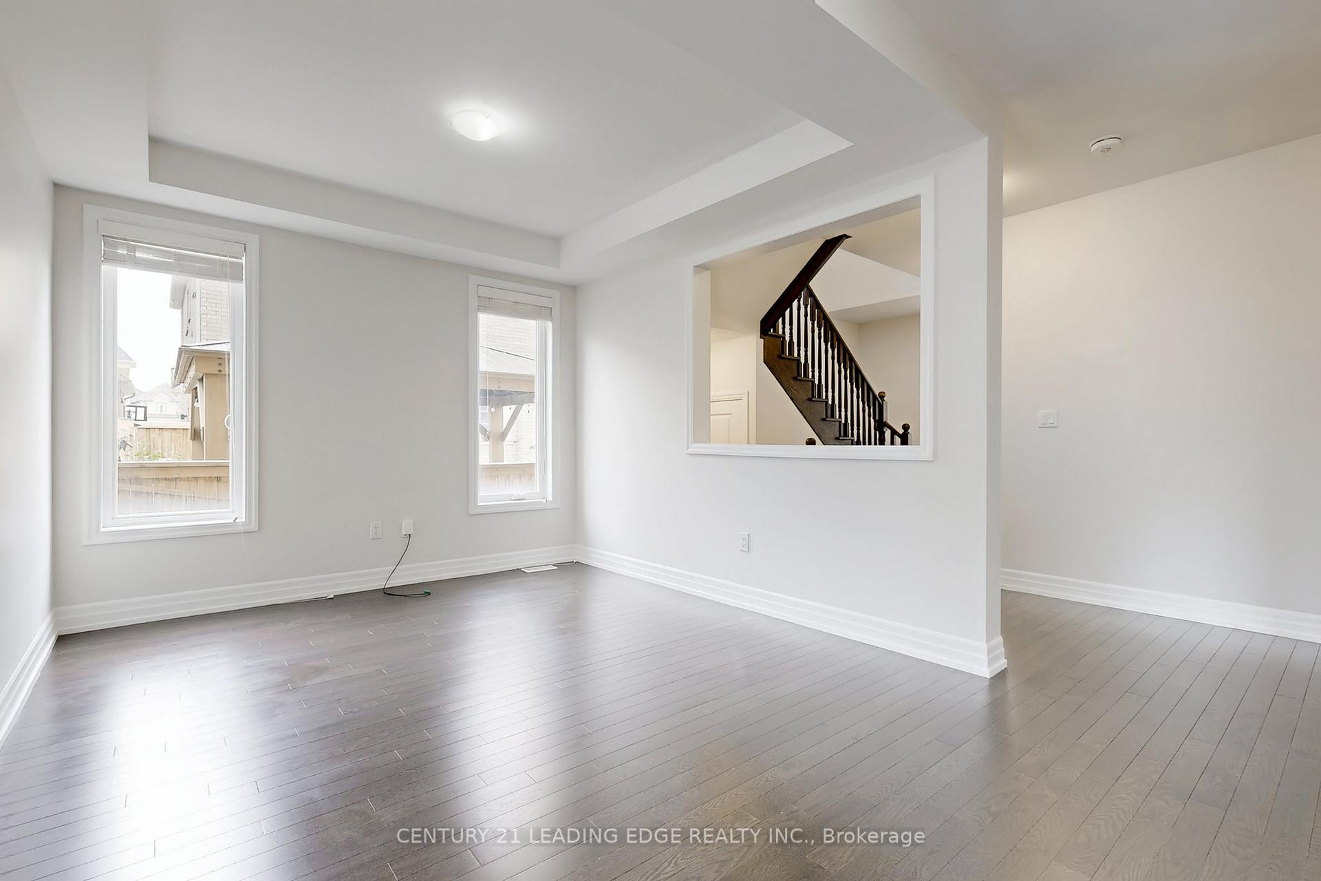 Photo 9 of 48 Micklefield Avenue, Whitby, Williamsburg — HOMEH