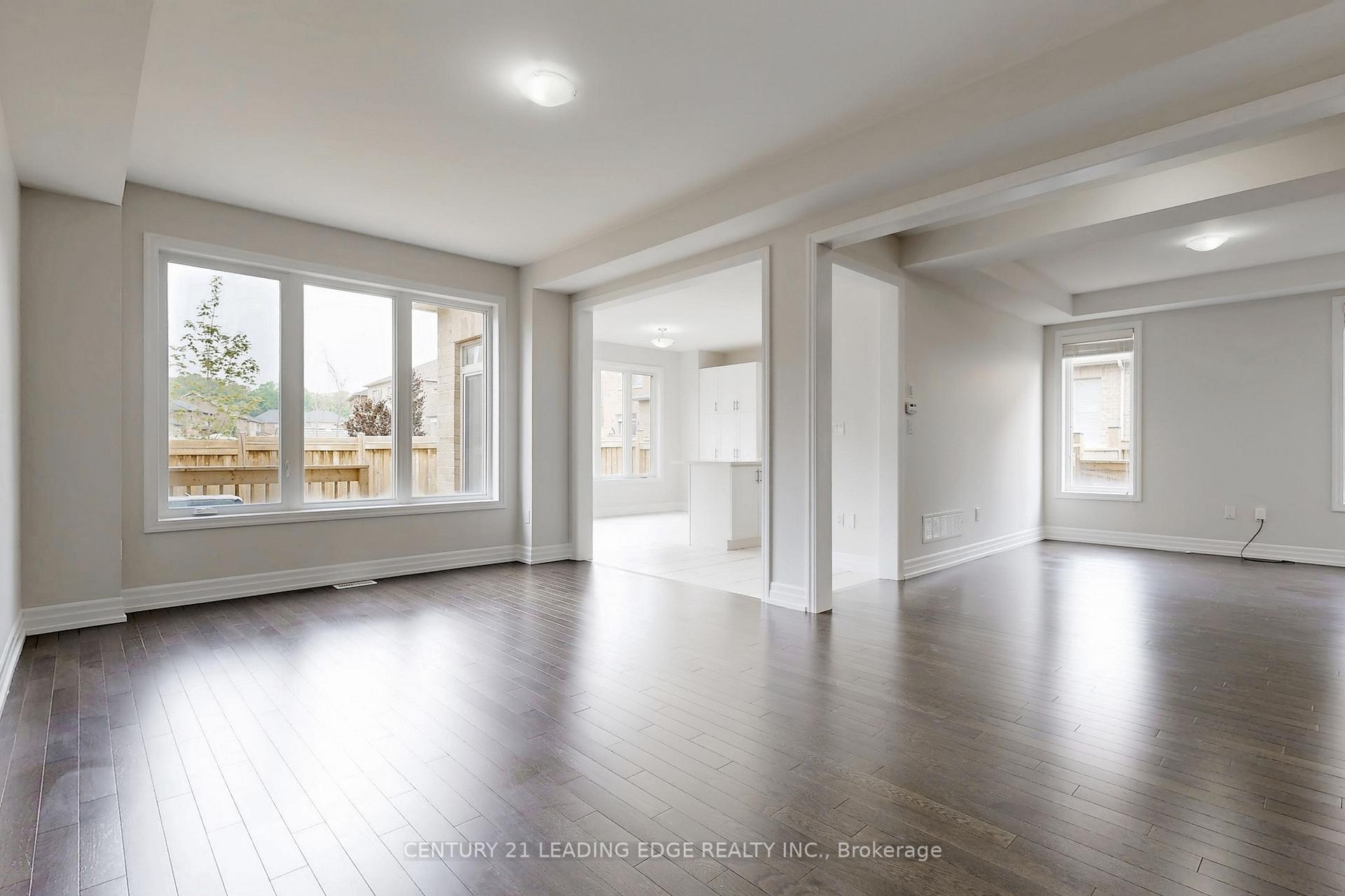 Photo 14 of 48 Micklefield Avenue, Whitby, Williamsburg — HOMEH