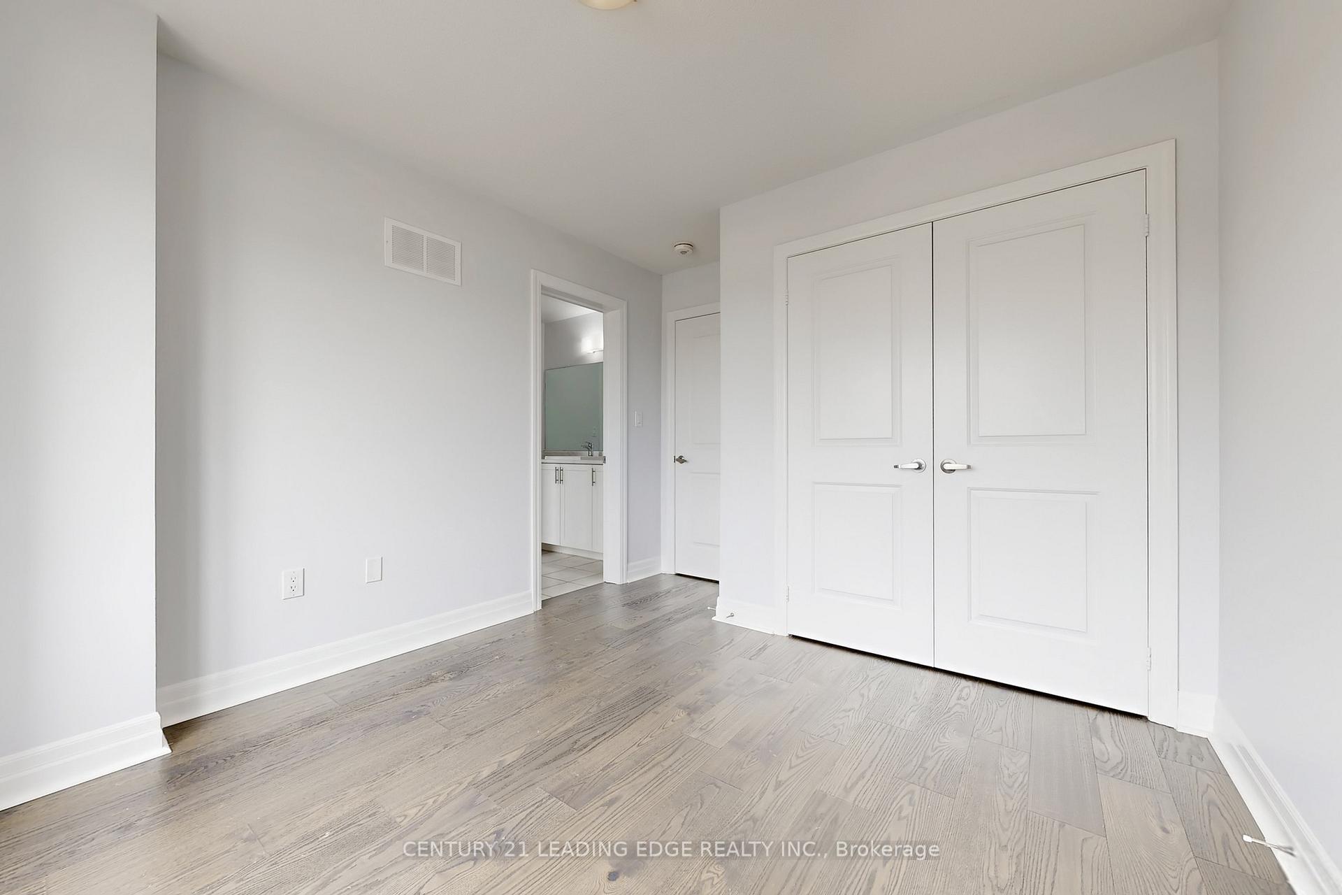 Photo 38 of 48 Micklefield Avenue, Whitby, Williamsburg — HOMEH
