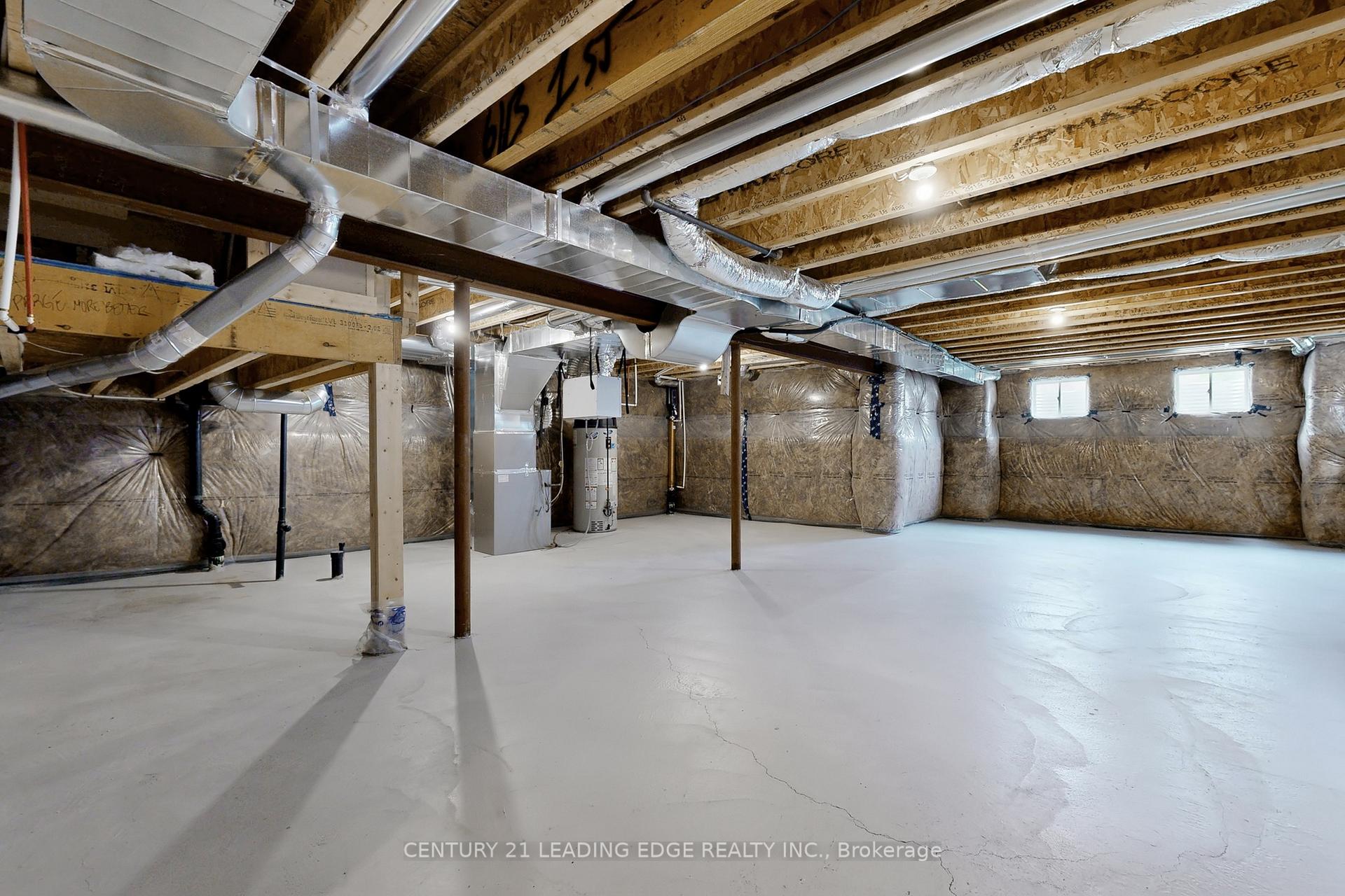 Photo 47 of 48 Micklefield Avenue, Whitby, Williamsburg — HOMEH