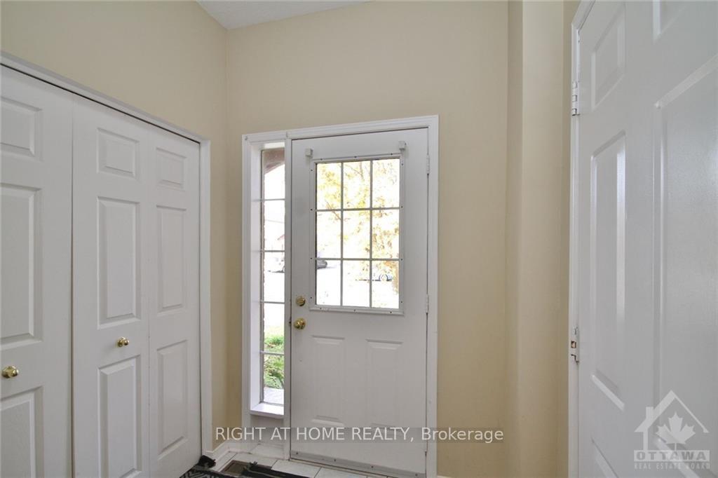 Photo 3 of 176 Claridge Drive, Ottawa, Barrhaven - Longfields — HOMEH