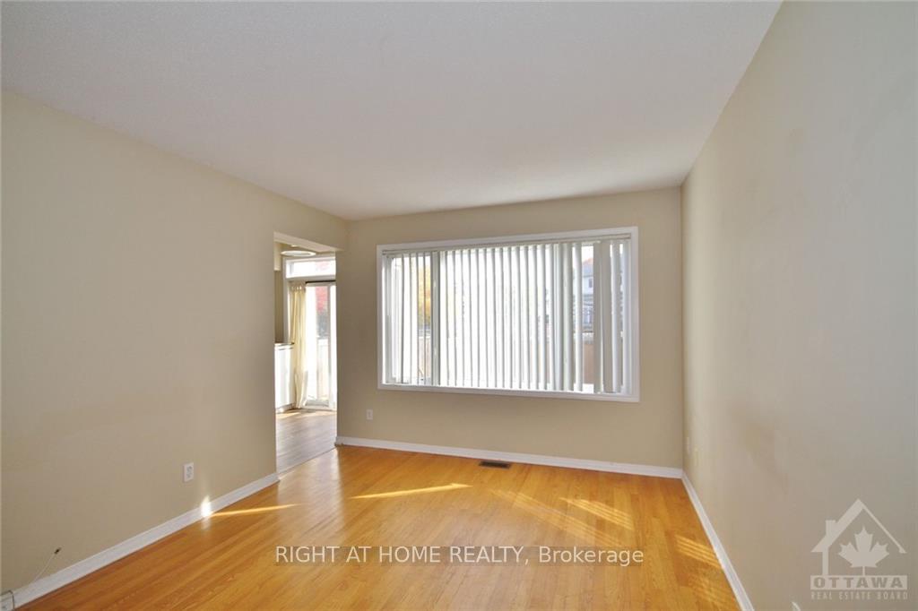 Photo 5 of 176 Claridge Drive, Ottawa, Barrhaven - Longfields — HOMEH