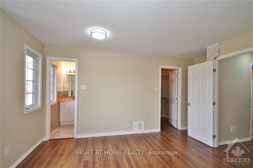 Photo 16 of 176 Claridge Drive, Ottawa, Barrhaven - Longfields — HOMEH