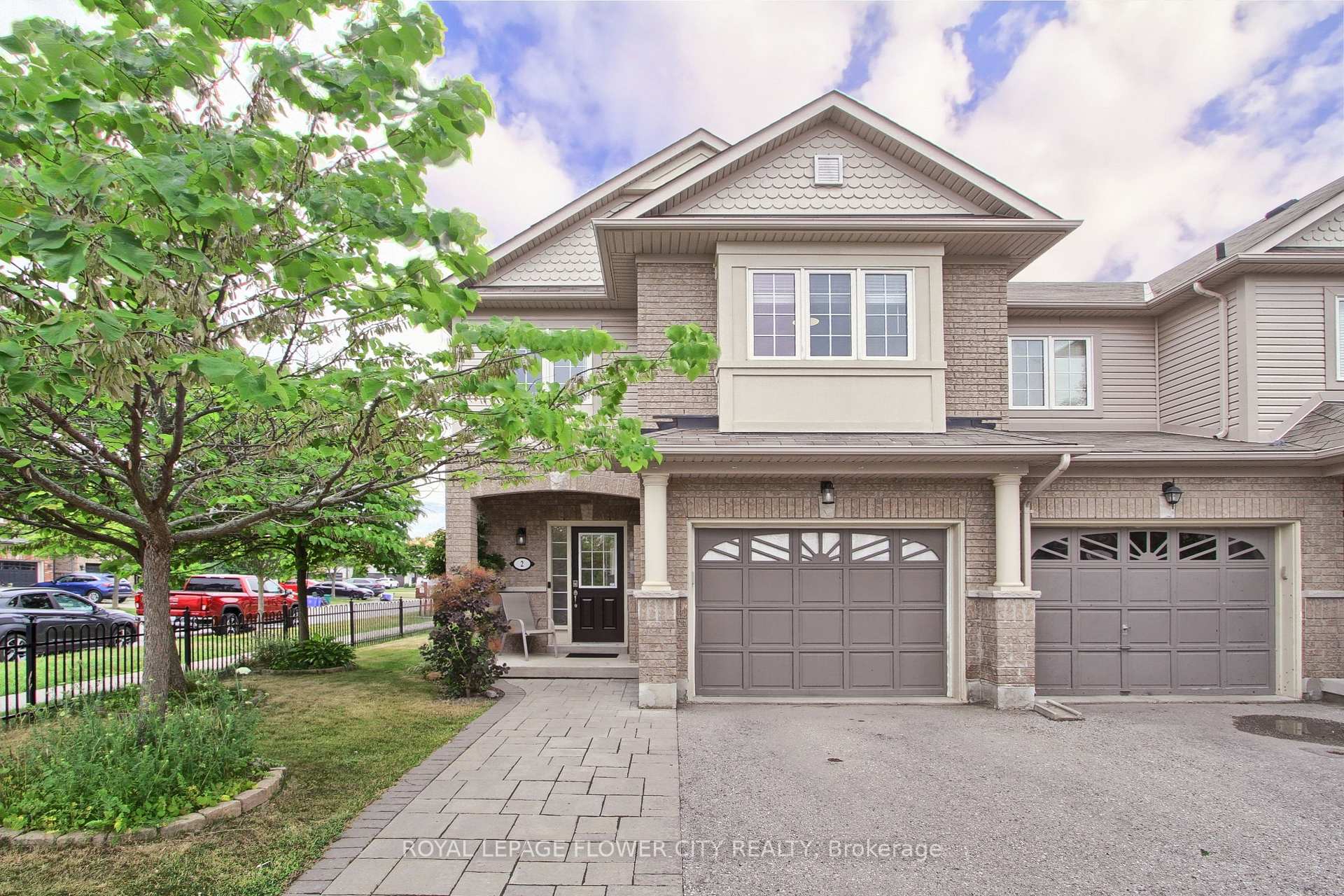 Photo 1 of 2 Lander Crescent, Clarington, Bowmanville — HOMEH