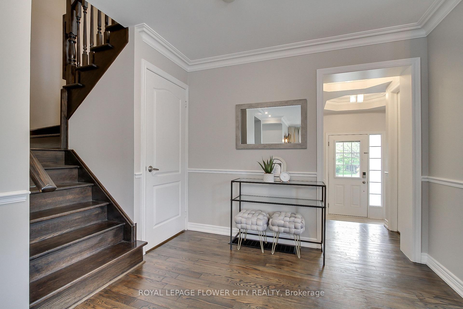 Photo 7 of 2 Lander Crescent, Clarington, Bowmanville — HOMEH