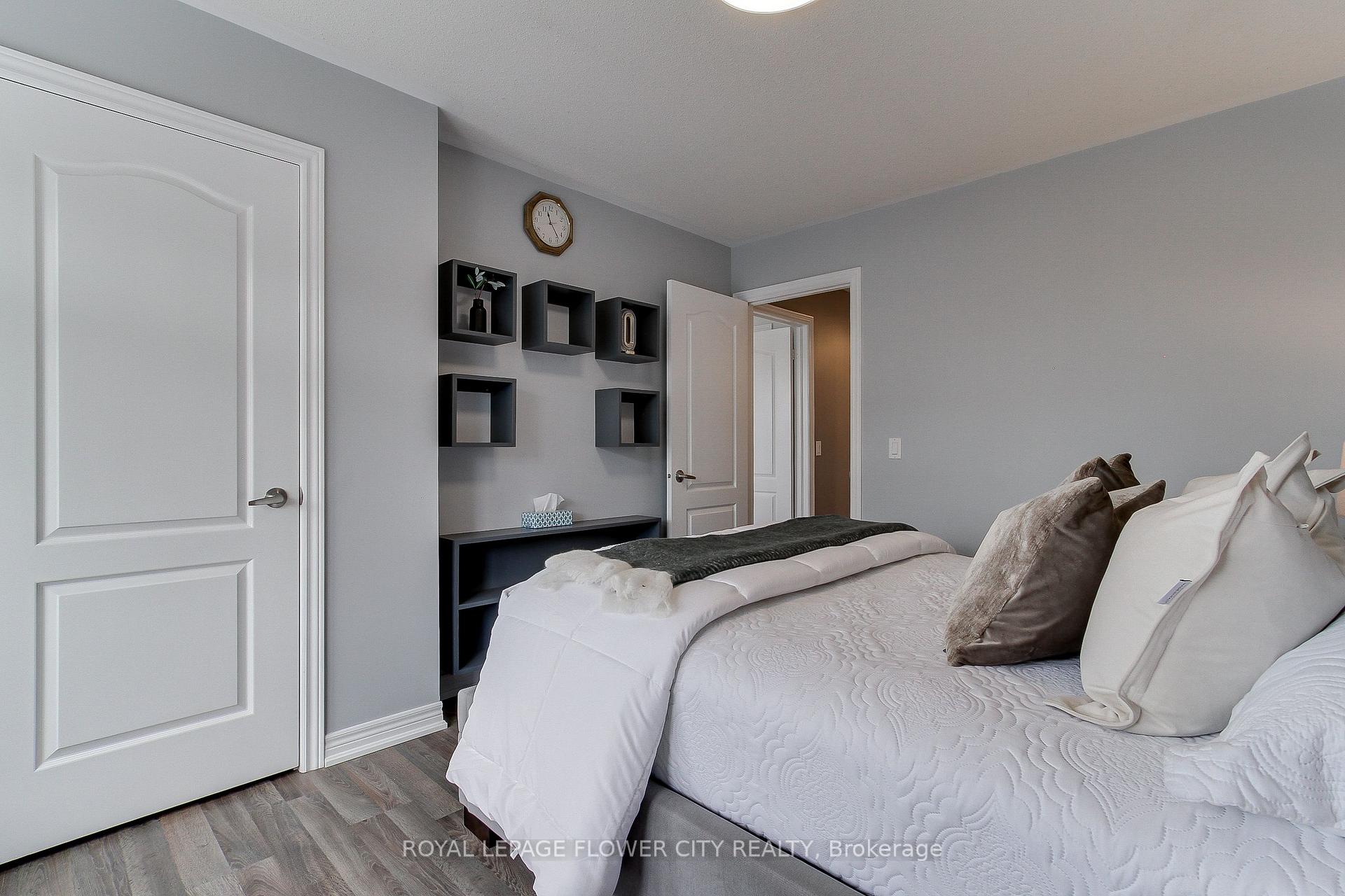 Photo 15 of 2 Lander Crescent, Clarington, Bowmanville — HOMEH