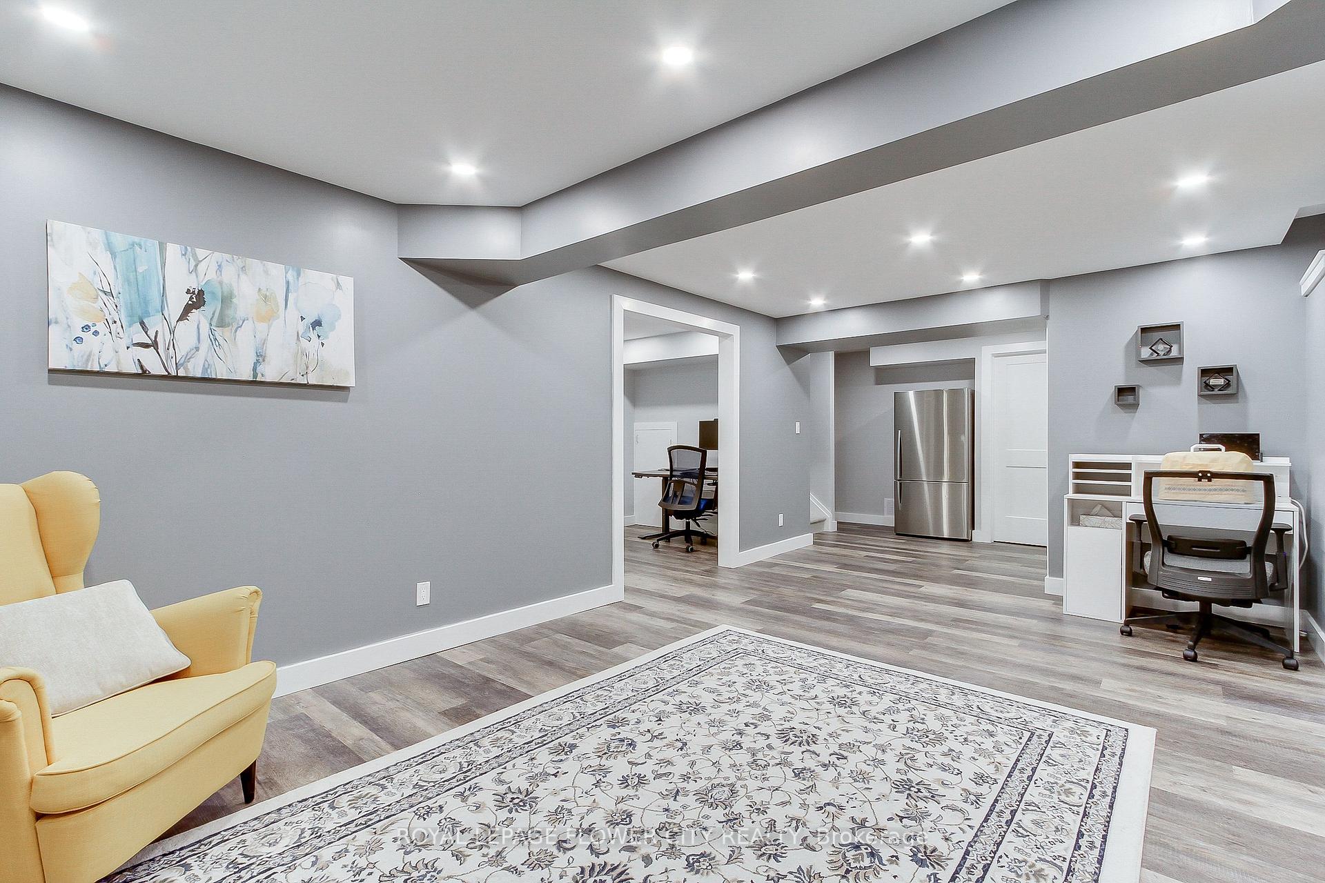 Photo 29 of 2 Lander Crescent, Clarington, Bowmanville — HOMEH