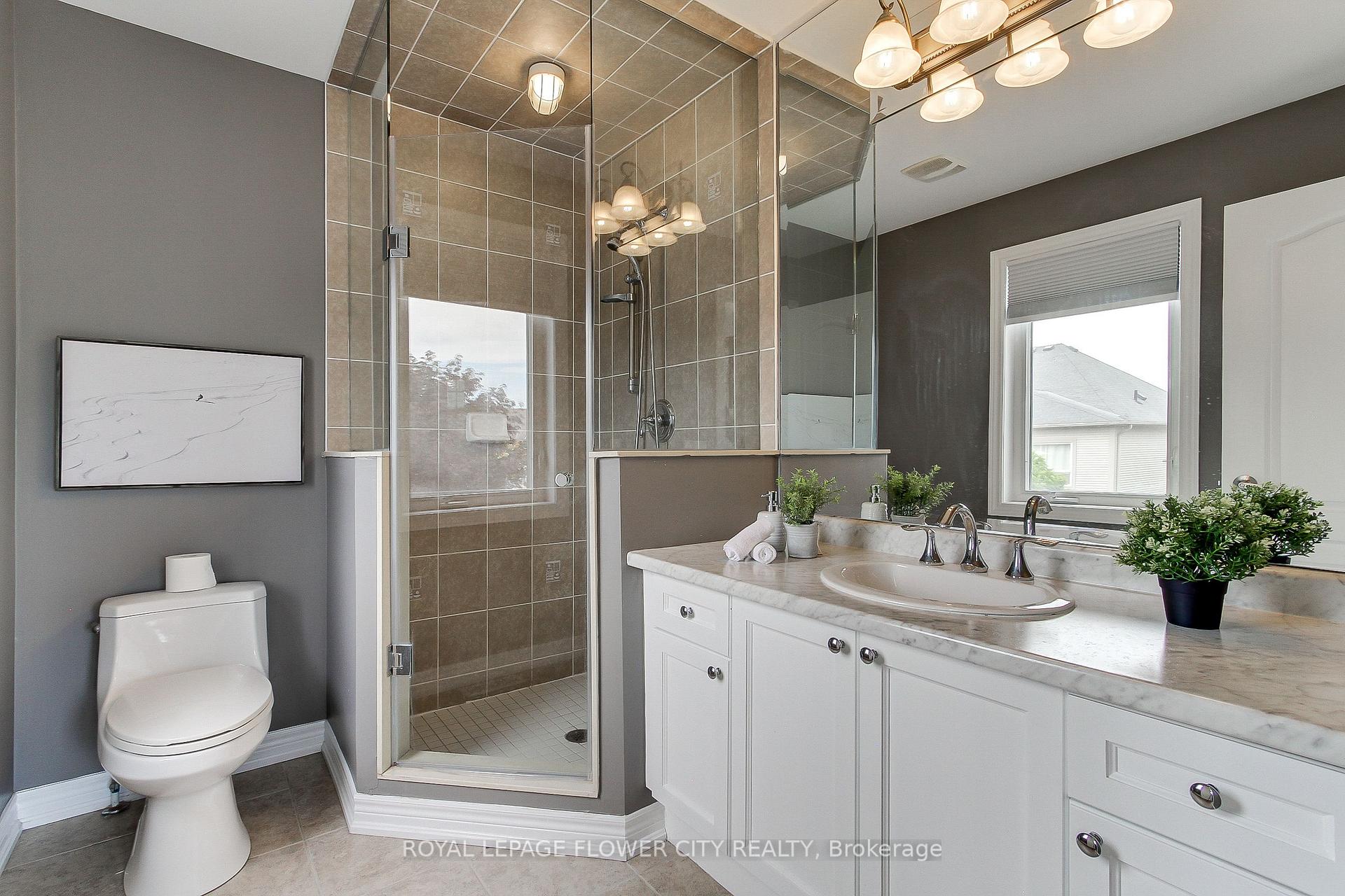 Photo 21 of 2 Lander Crescent, Clarington, Bowmanville — HOMEH