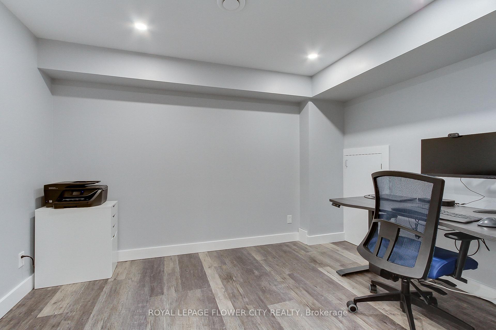 Photo 24 of 2 Lander Crescent, Clarington, Bowmanville — HOMEH
