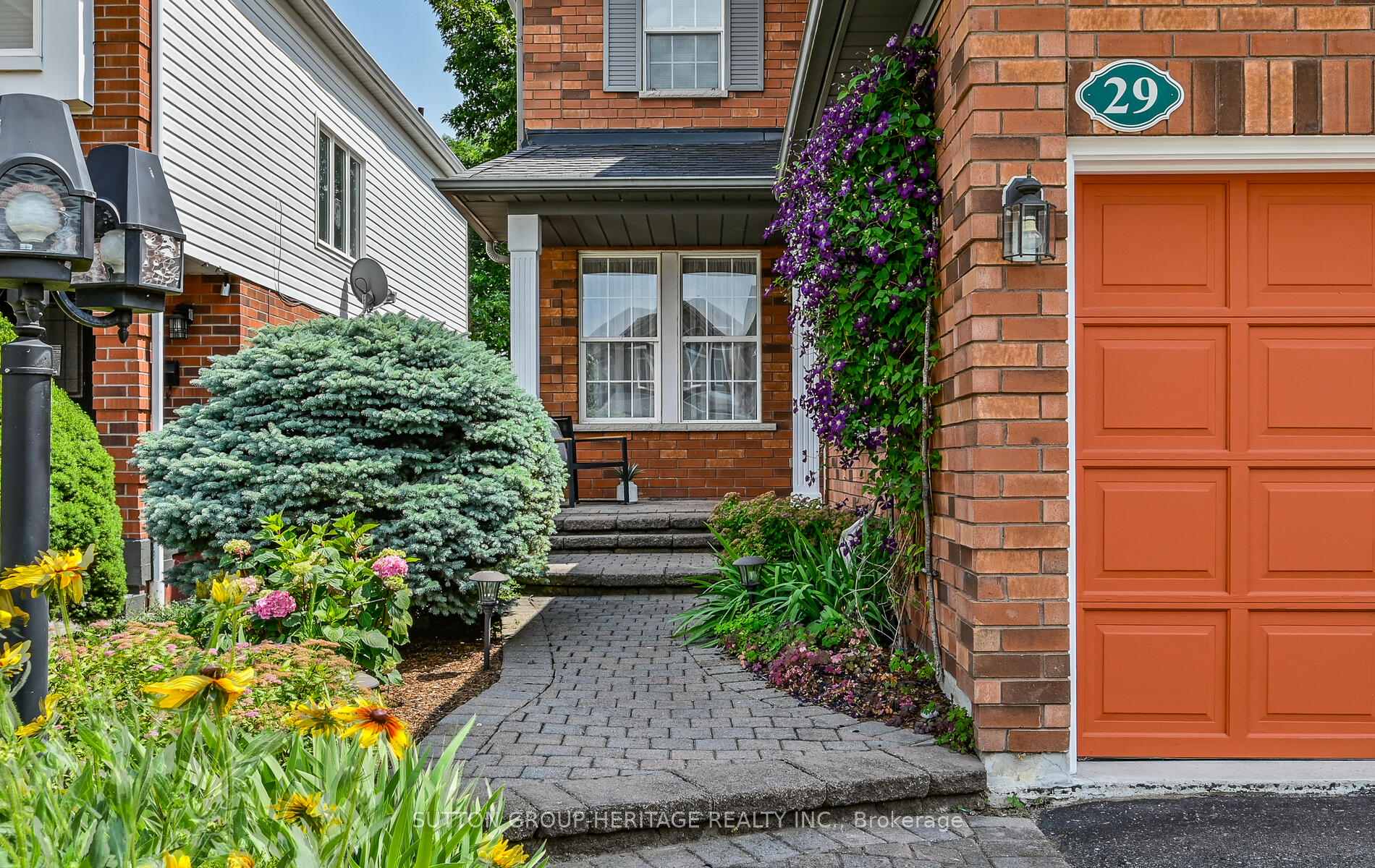 Photo 22 of 29 Southwell Avenue, Whitby, Williamsburg — HOMEH