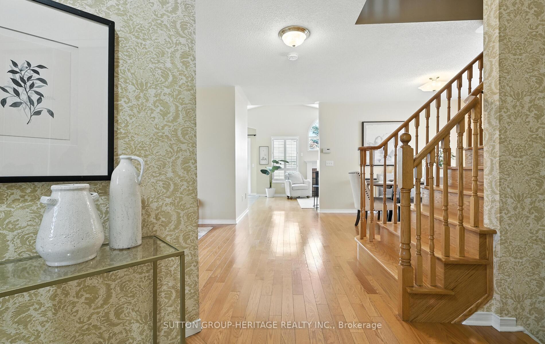 Photo 24 of 29 Southwell Avenue, Whitby, Williamsburg — HOMEH