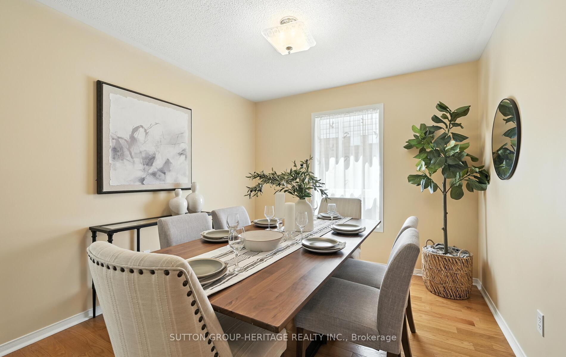 Photo 6 of 29 Southwell Avenue, Whitby, Williamsburg — HOMEH