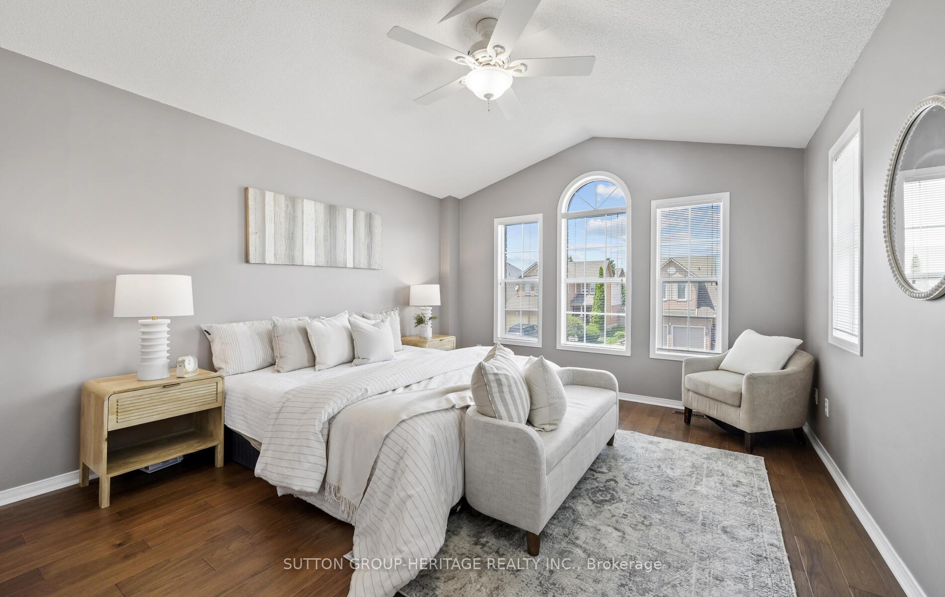 Photo 13 of 29 Southwell Avenue, Whitby, Williamsburg — HOMEH