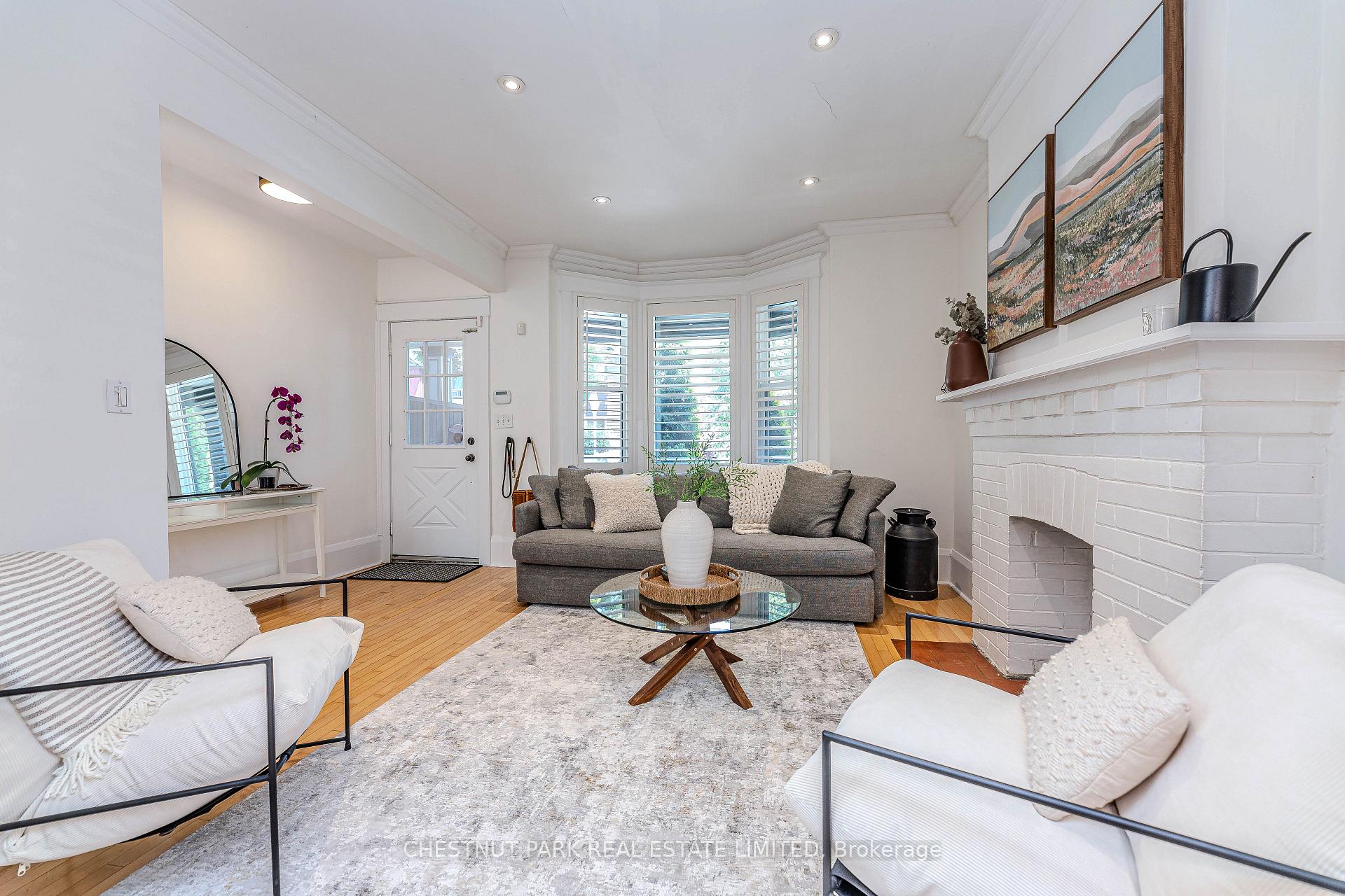Photo 9 of 156 Parkmount Road, Toronto, Greenwood-Coxwell — HOMEH