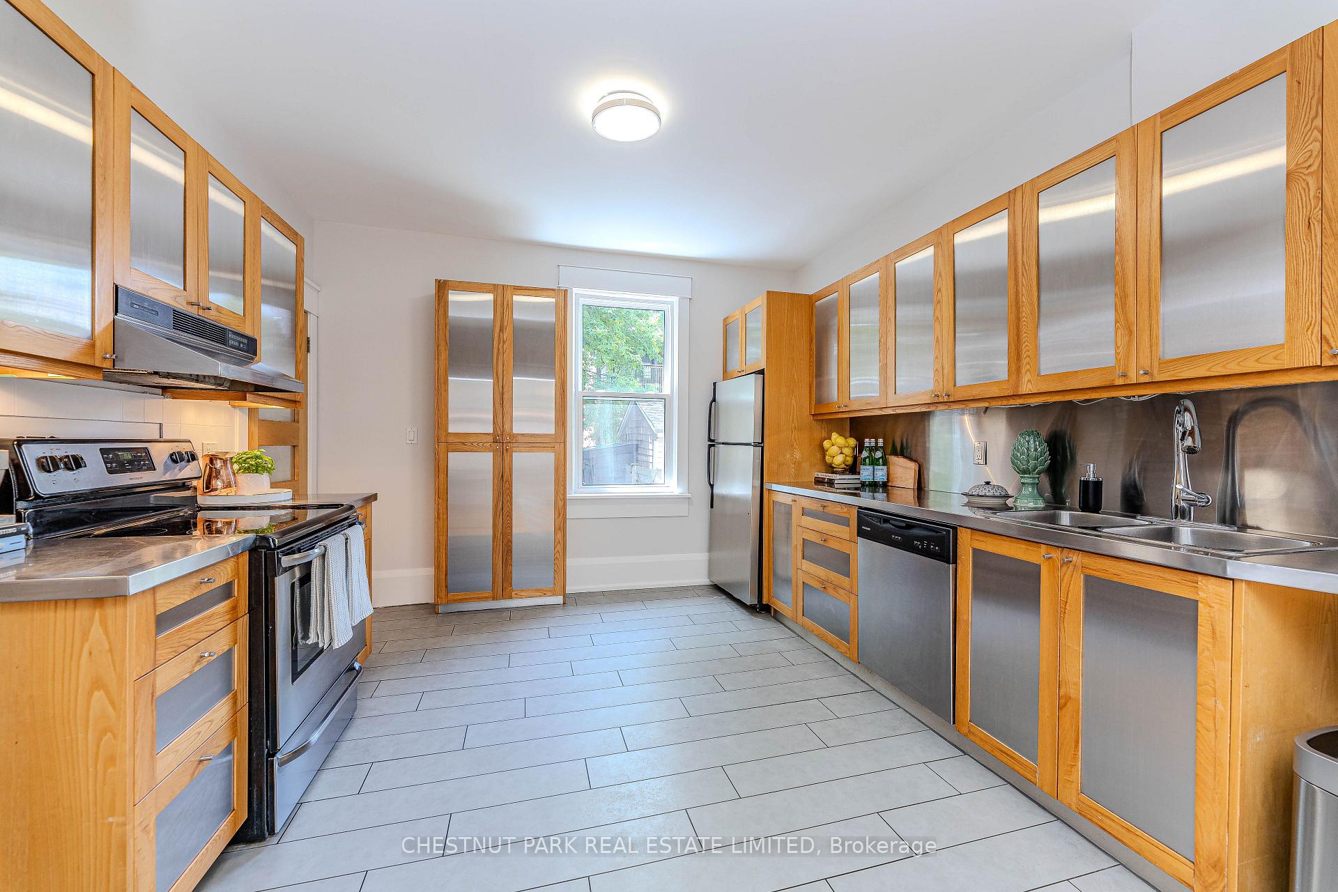 Photo 6 of 156 Parkmount Road, Toronto, Greenwood-Coxwell — HOMEH