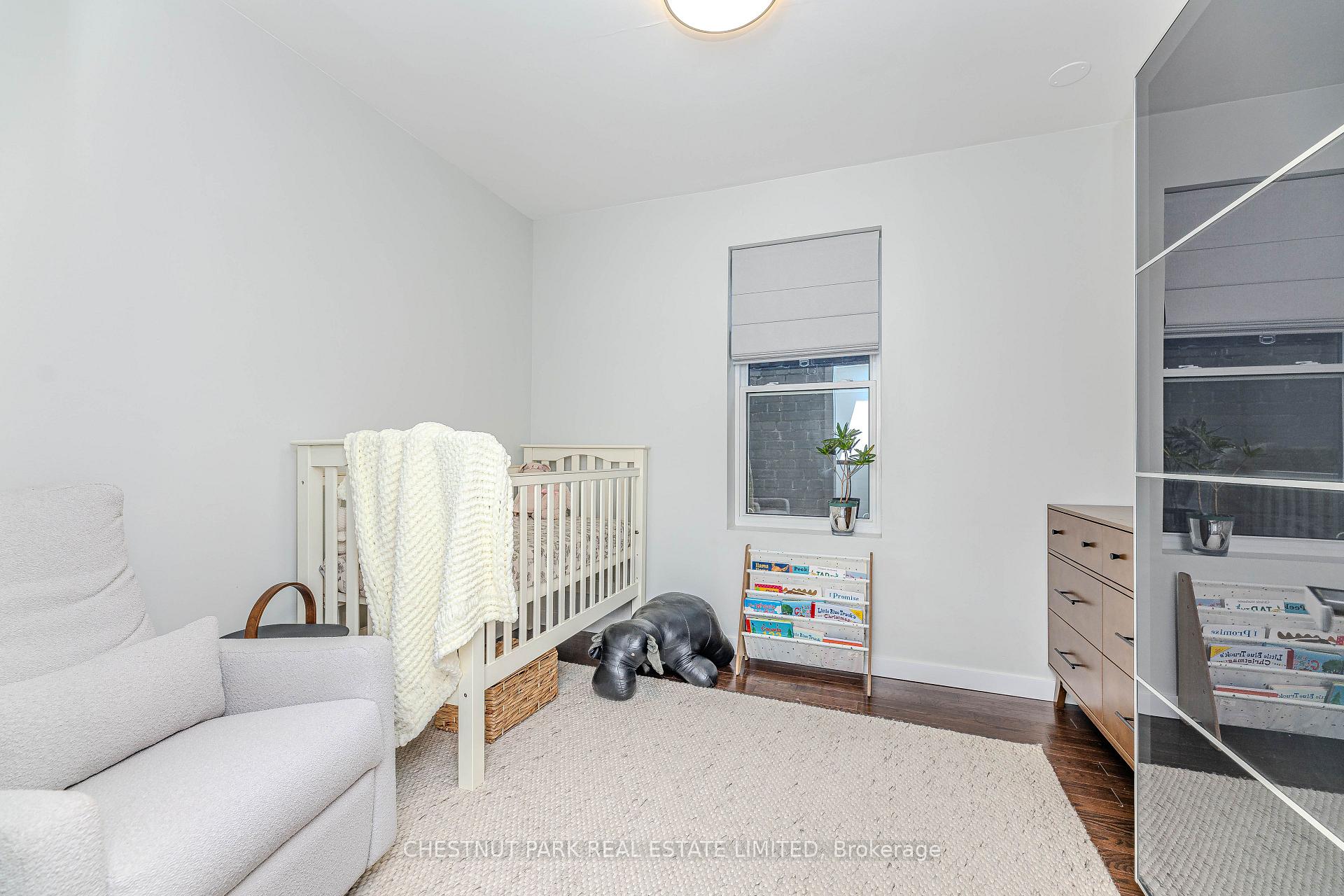 Photo 15 of 156 Parkmount Road, Toronto, Greenwood-Coxwell — HOMEH