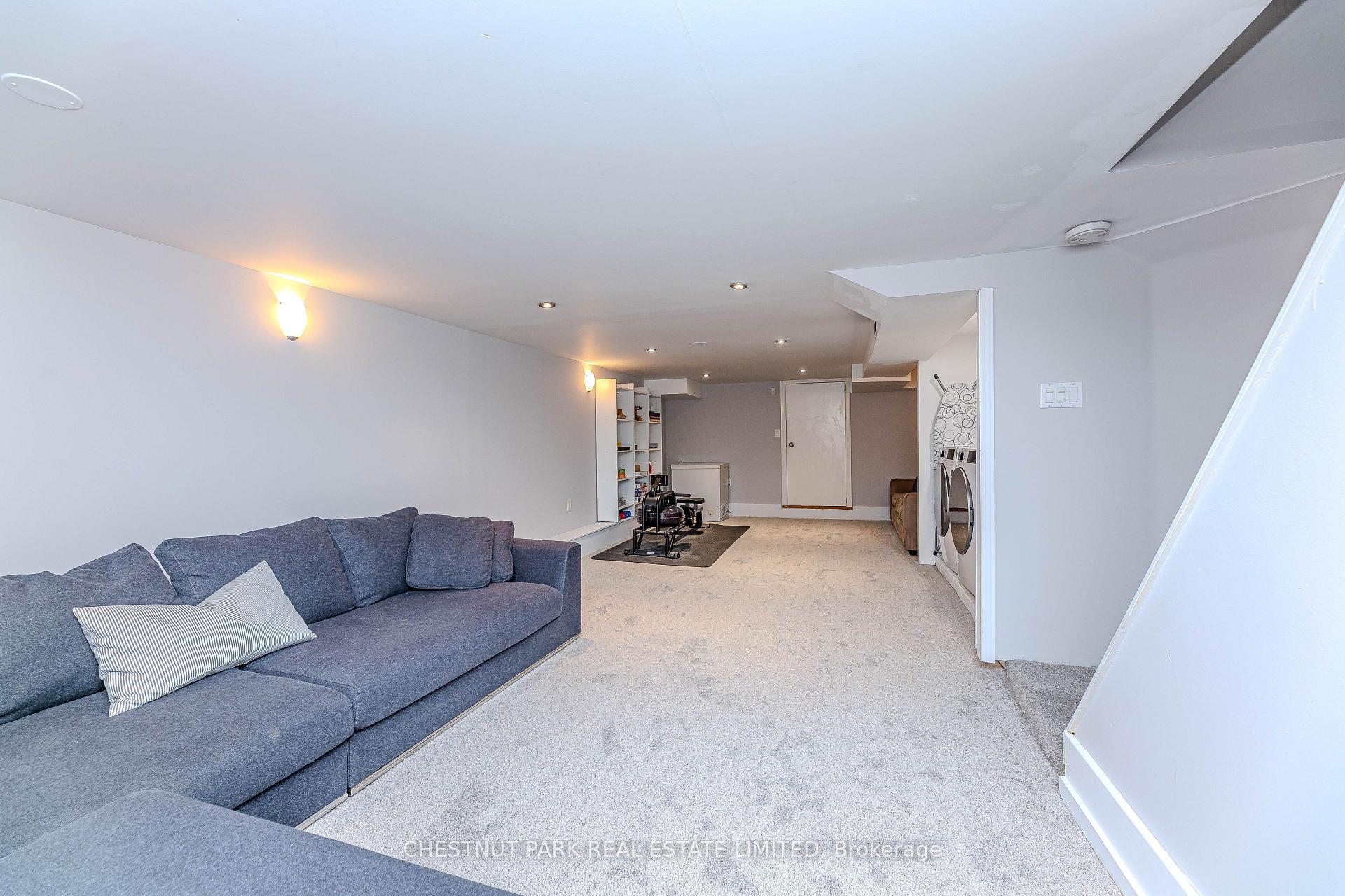 Photo 13 of 156 Parkmount Road, Toronto, Greenwood-Coxwell — HOMEH