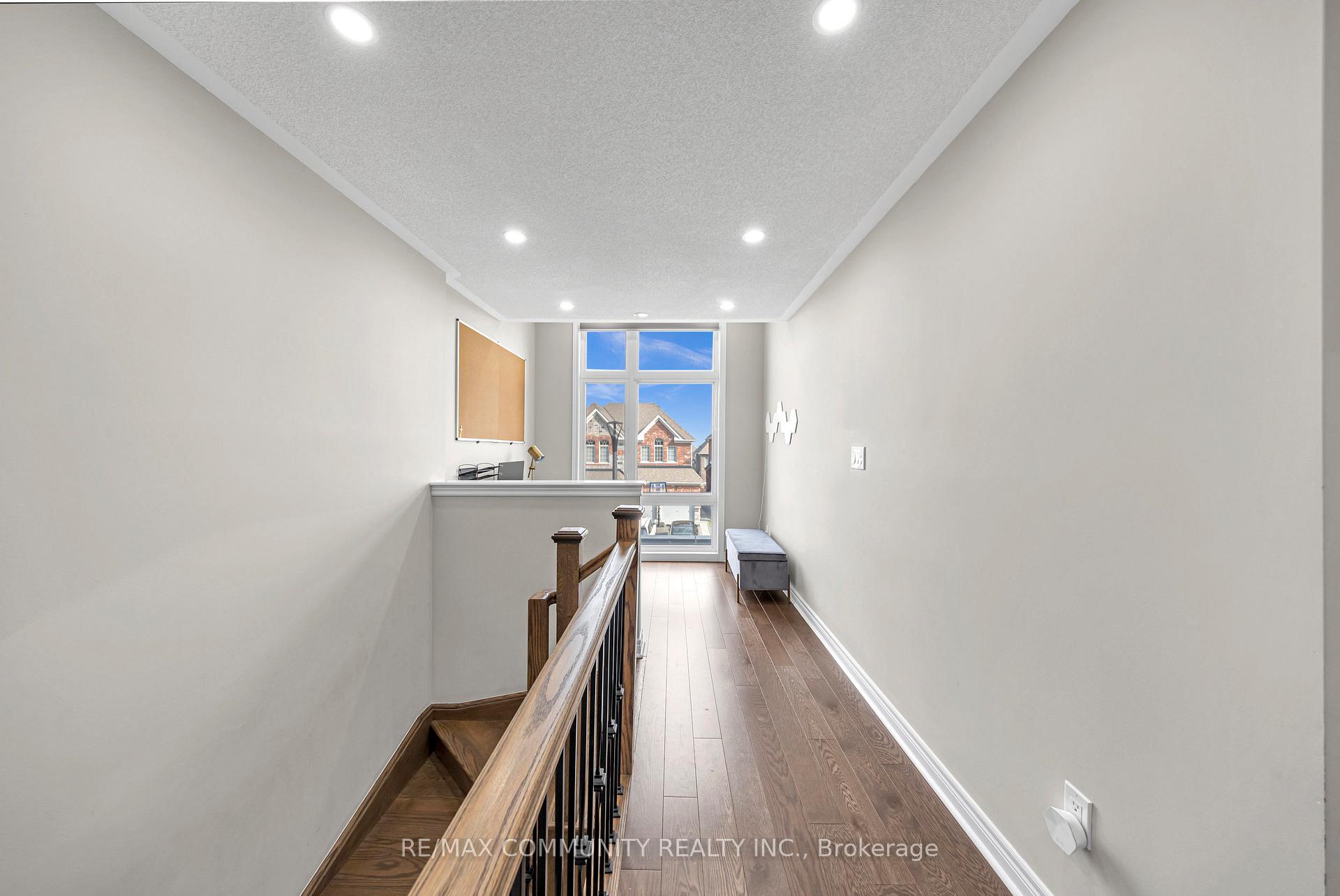 Photo 33 of 1064 Orenda Street, Pickering, Rural Pickering — HOMEH