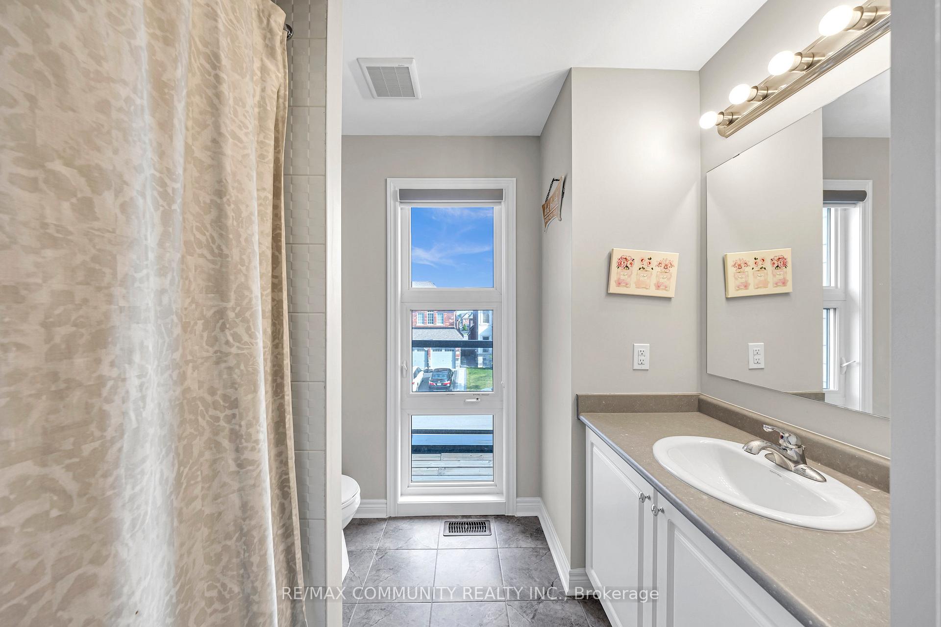 Photo 35 of 1064 Orenda Street, Pickering, Rural Pickering — HOMEH