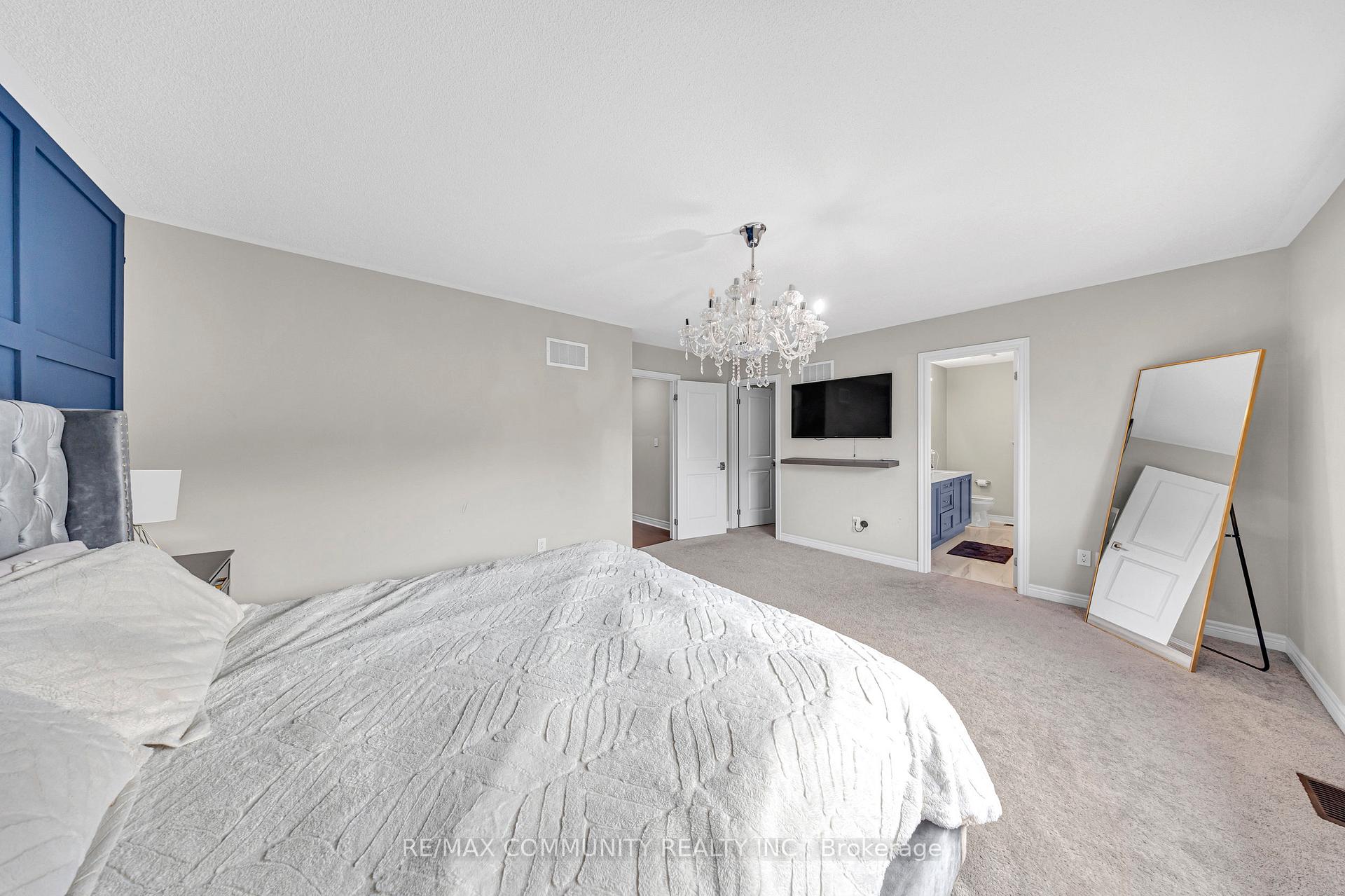 Photo 37 of 1064 Orenda Street, Pickering, Rural Pickering — HOMEH