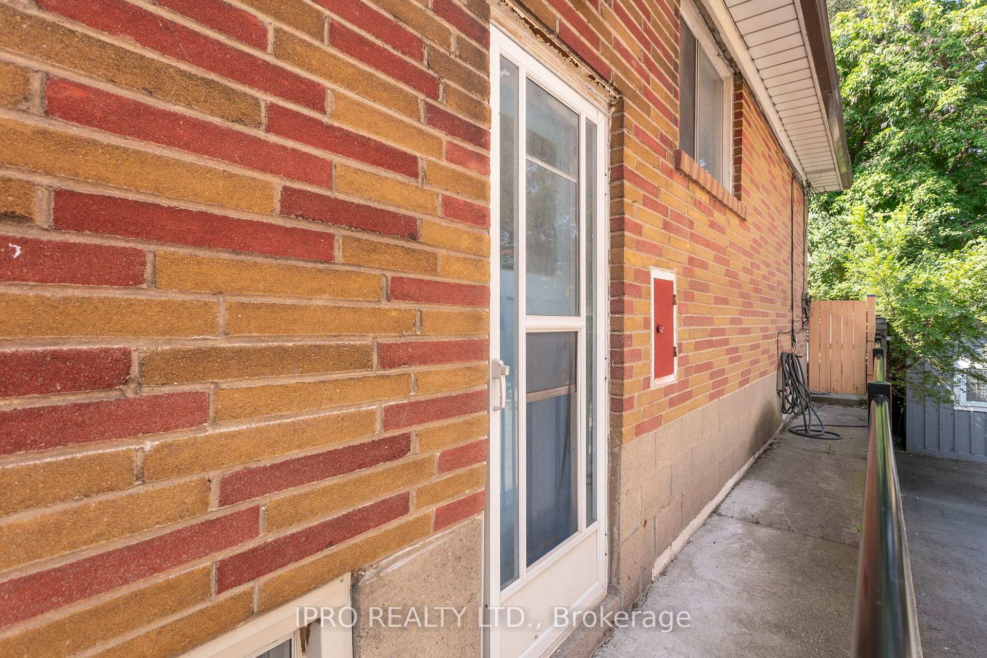 Photo 28 of 90 Stephen Drive, Etobicoke, Stonegate-Queensway — HOMEH