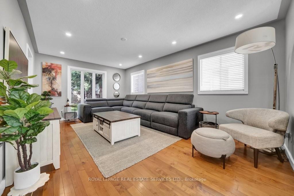 Photo 5 of 65 Boswell Street, Clarington, Bowmanville — HOMEH