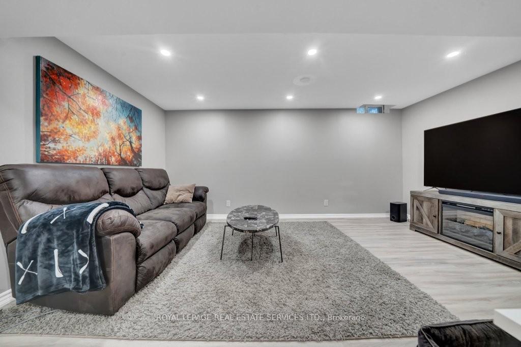 Photo 19 of 65 Boswell Street, Clarington, Bowmanville — HOMEH