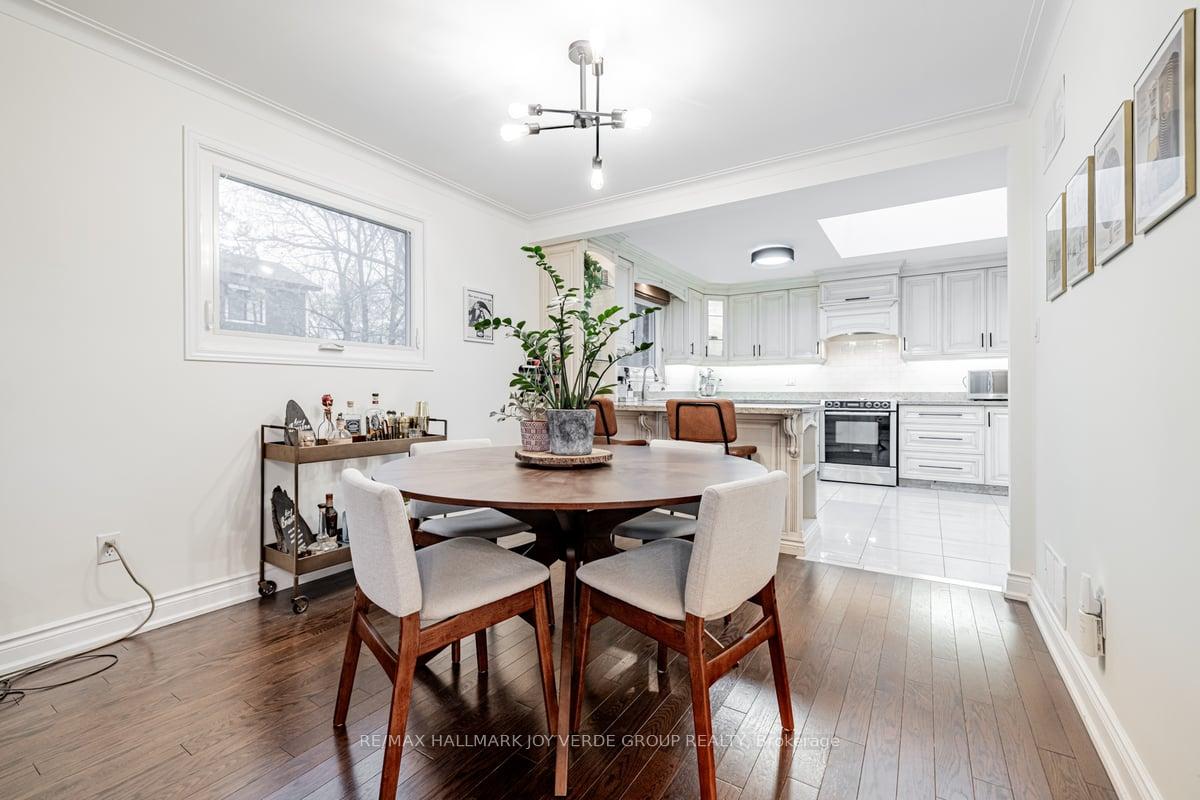 Photo 8 of 130 Ranee Avenue, Toronto, Englemount-Lawrence — HOMEH