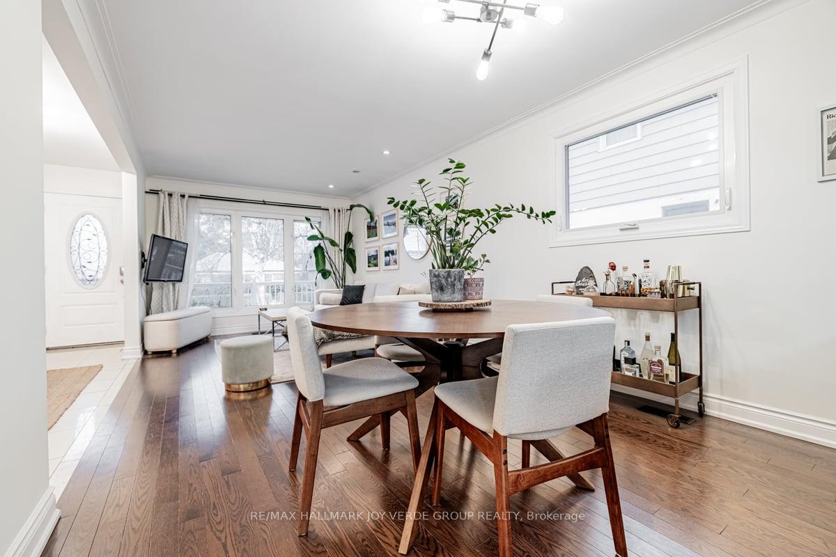 Photo 10 of 130 Ranee Avenue, Toronto, Englemount-Lawrence — HOMEH