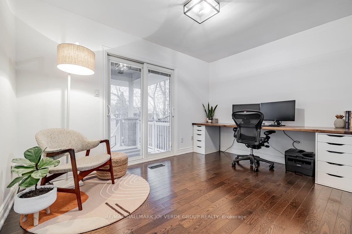 Photo 11 of 130 Ranee Avenue, Toronto, Englemount-Lawrence — HOMEH