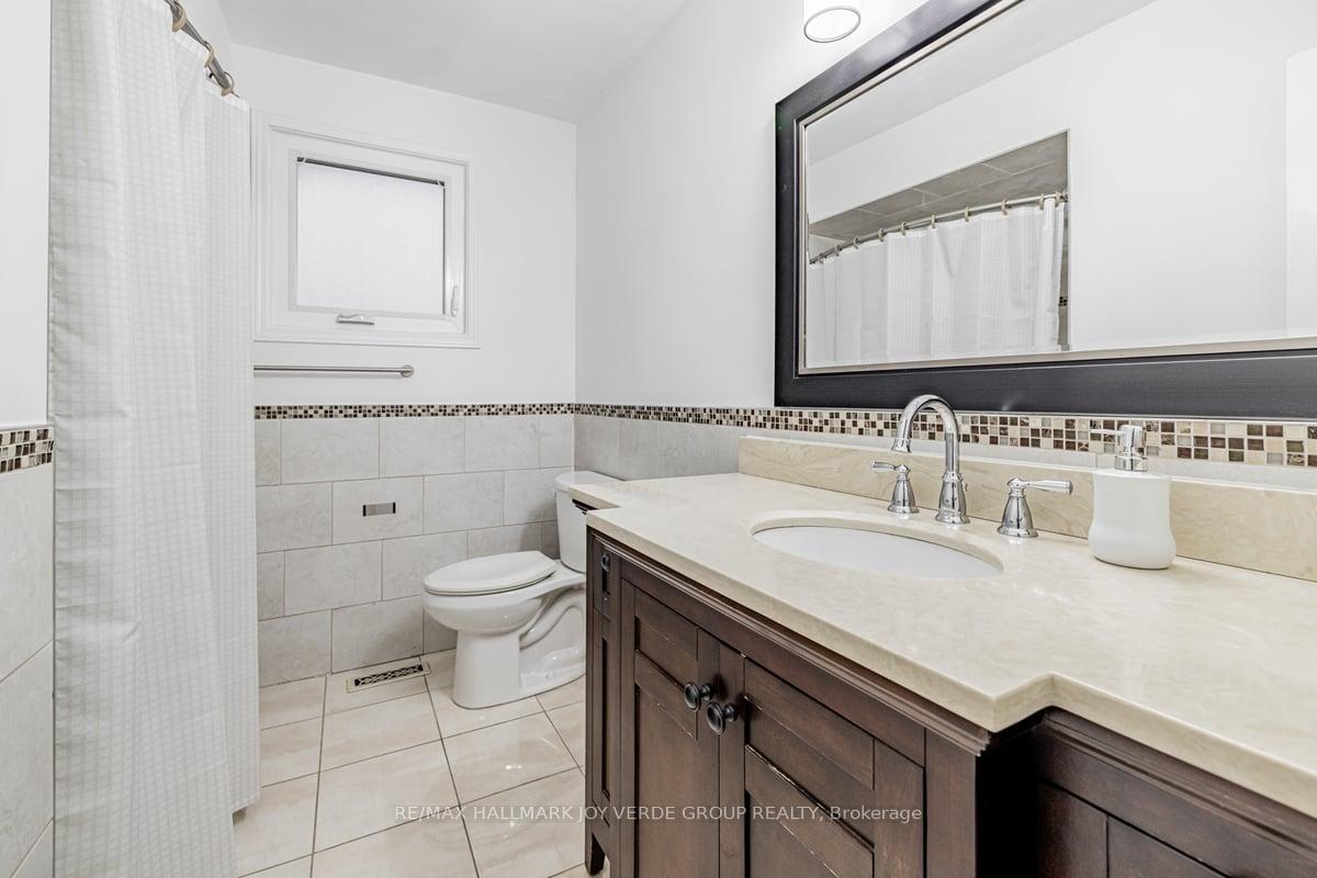 Photo 16 of 130 Ranee Avenue, Toronto, Englemount-Lawrence — HOMEH