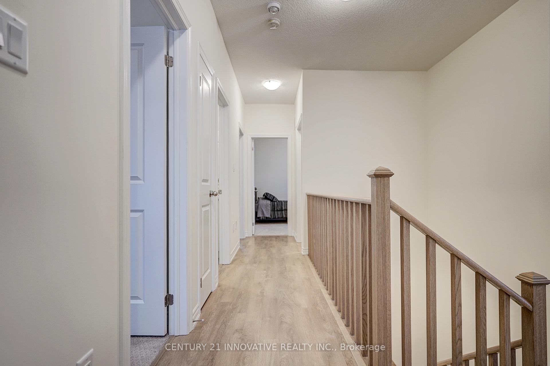 Photo 21 of 24 Van Wart Street, Whitby, Rural Whitby — HOMEH
