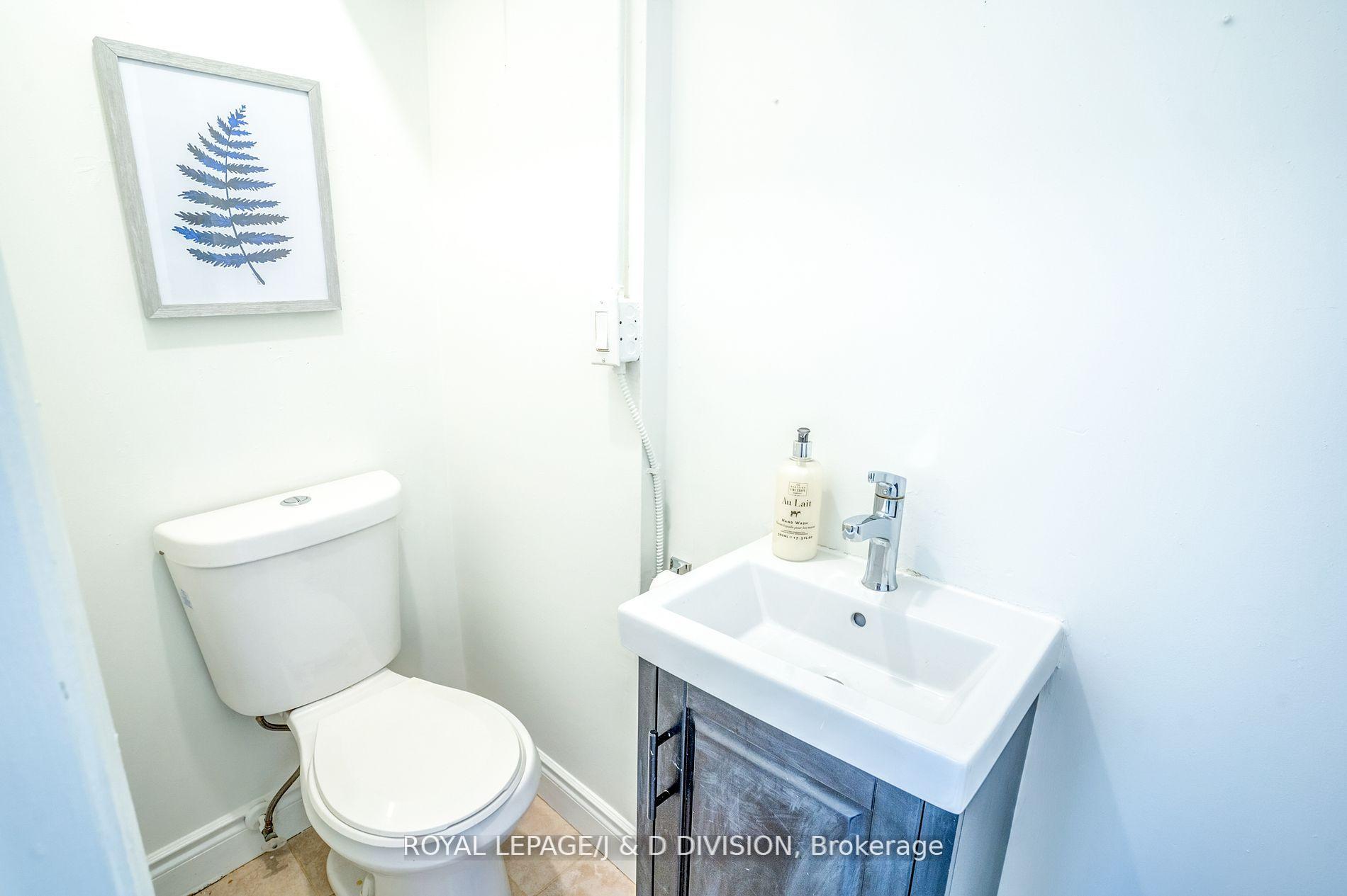 Photo 15 of 94 Brookside Drive, Toronto, East End-Danforth — HOMEH