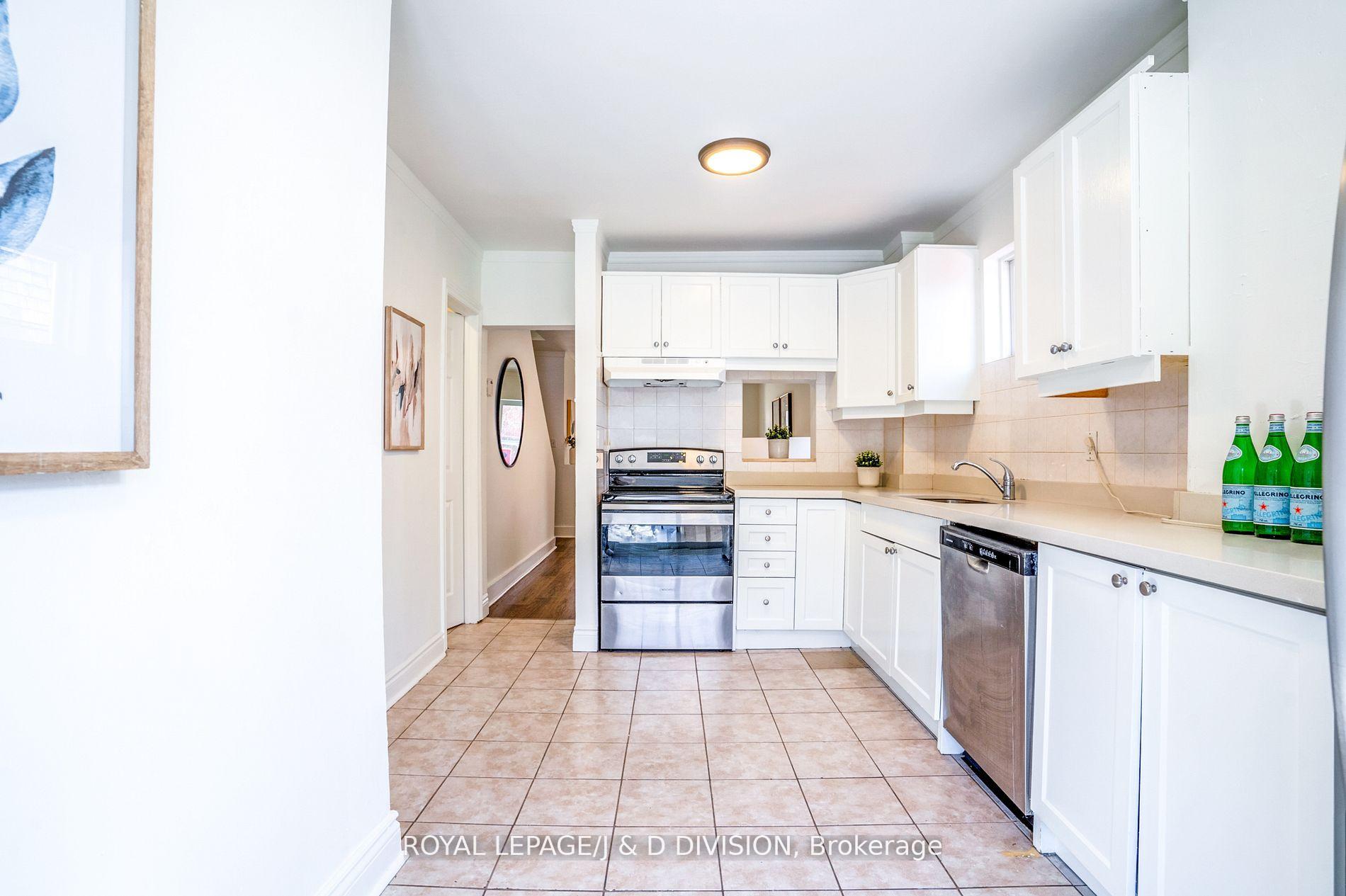 Photo 13 of 94 Brookside Drive, Toronto, East End-Danforth — HOMEH