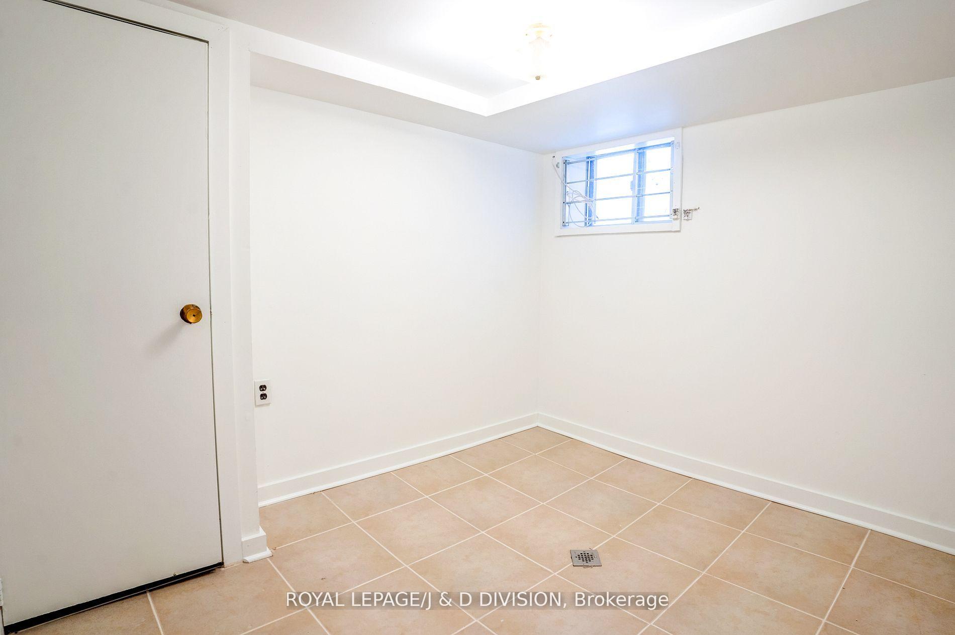 Photo 25 of 94 Brookside Drive, Toronto, East End-Danforth — HOMEH