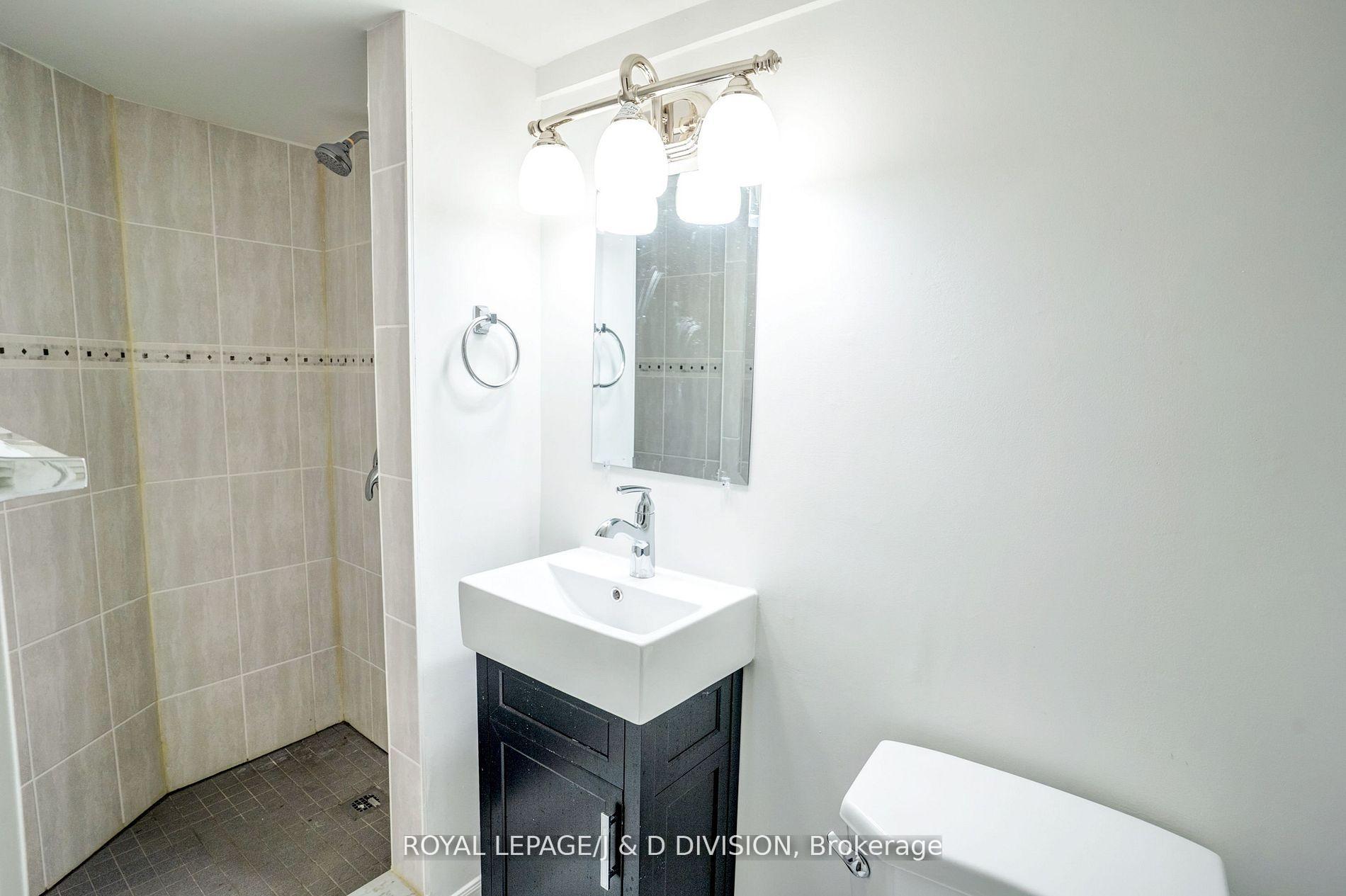 Photo 36 of 94 Brookside Drive, Toronto, East End-Danforth — HOMEH